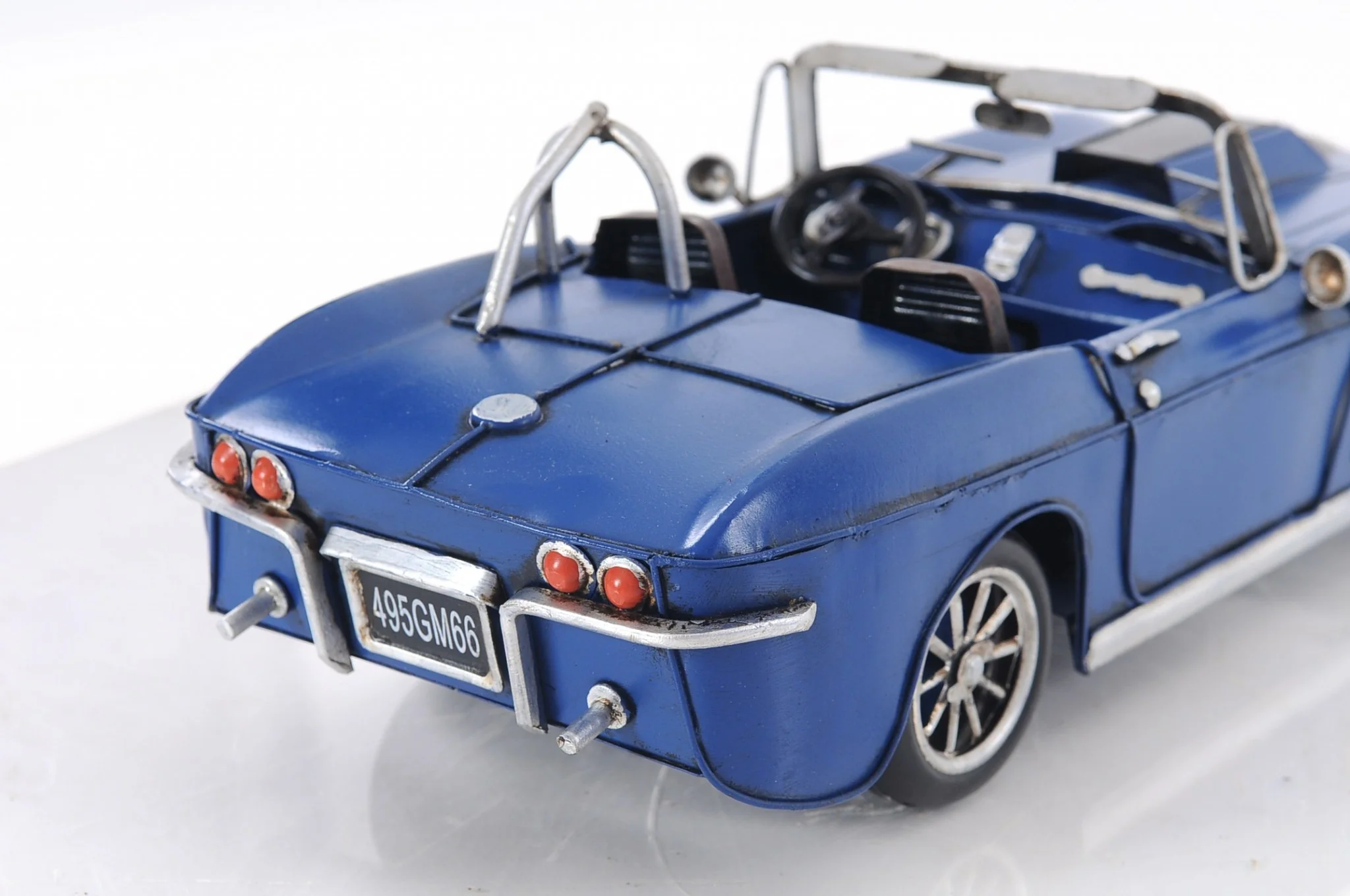 Blue Corvette Stingray Sculpture By Homeroots - Image 7
