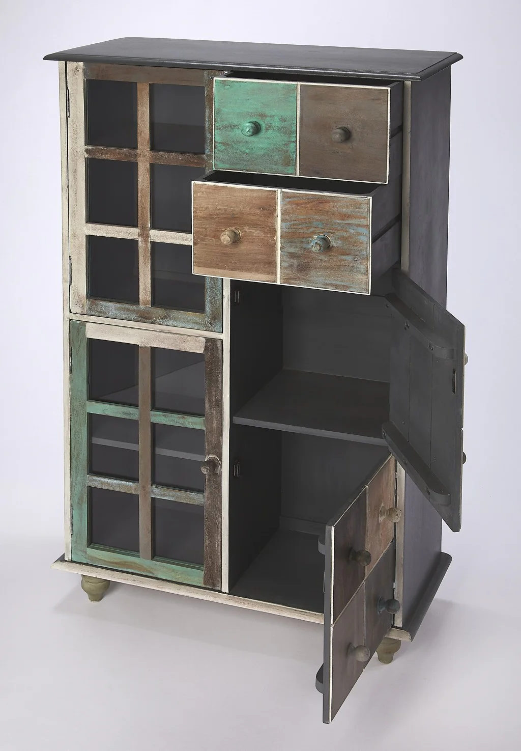 Boise Painted Accent Chest By Homeroots - Image 4