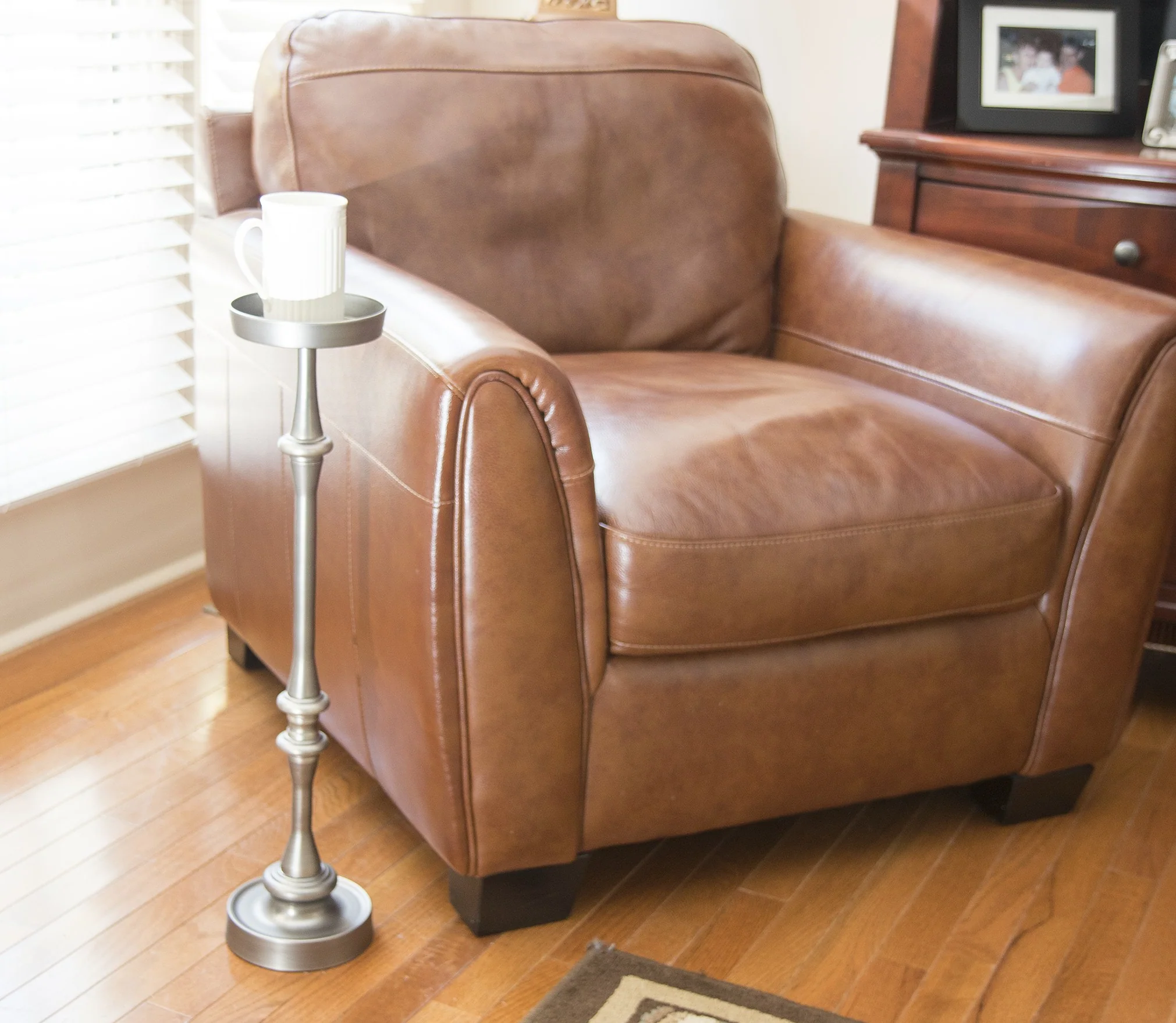 Brushed Silver Finish Drink Size Accent Table By Homeroots - Image 8