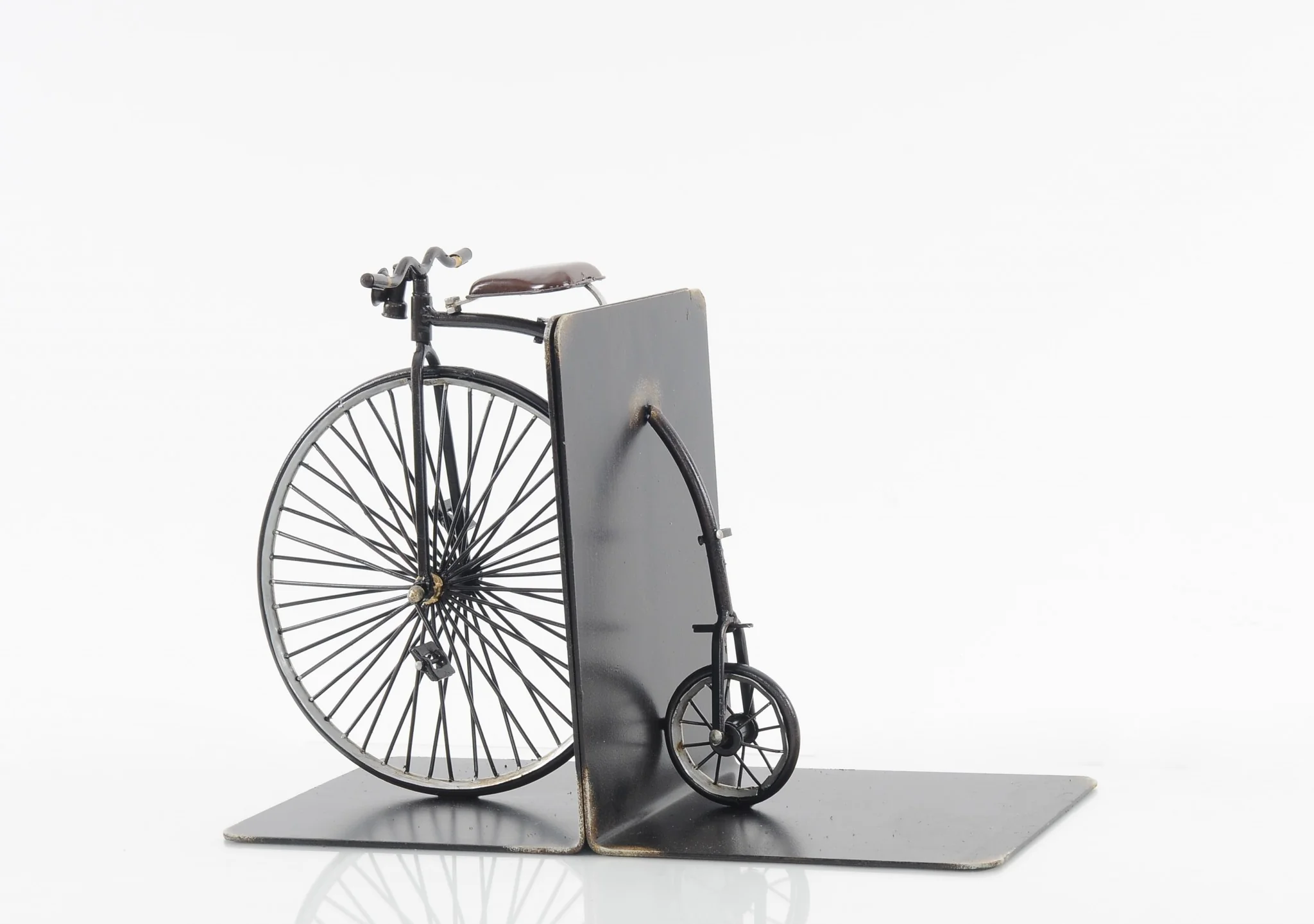 c1870 High Wheeler Bicycle Bookends By Homeroots - Image 2
