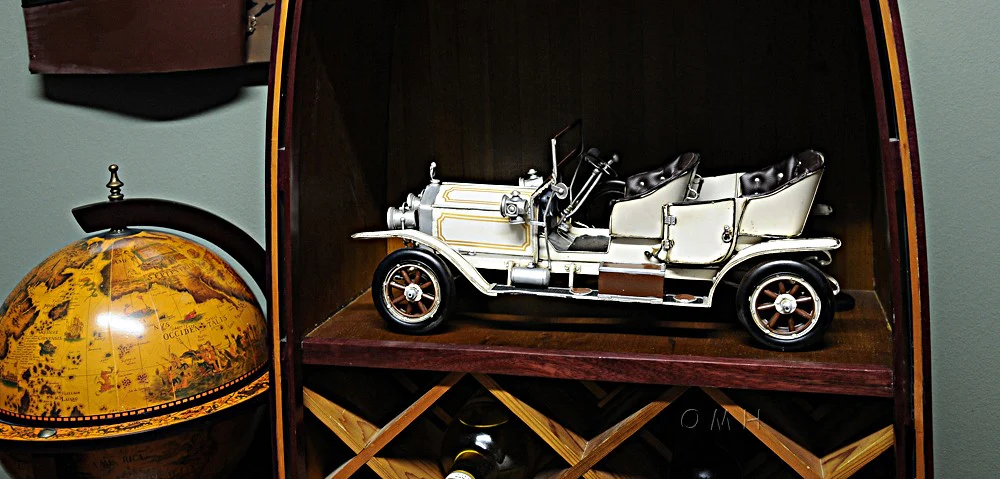 c1909 Rolls Royce Ghost Edition Model Car Model Sculpture By Homeroots - Image 5