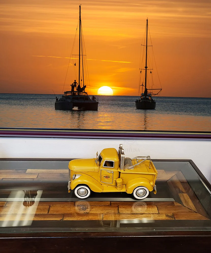 c1926 Pennzoil Tow Truck Yellow Model Sculpture By Homeroots - Image 3
