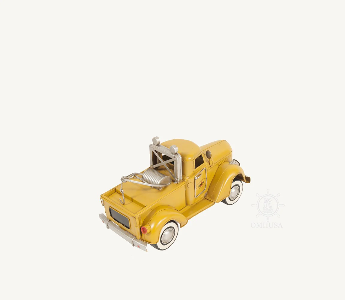 c1926 Pennzoil Tow Truck Yellow Model Sculpture By Homeroots - Image 9