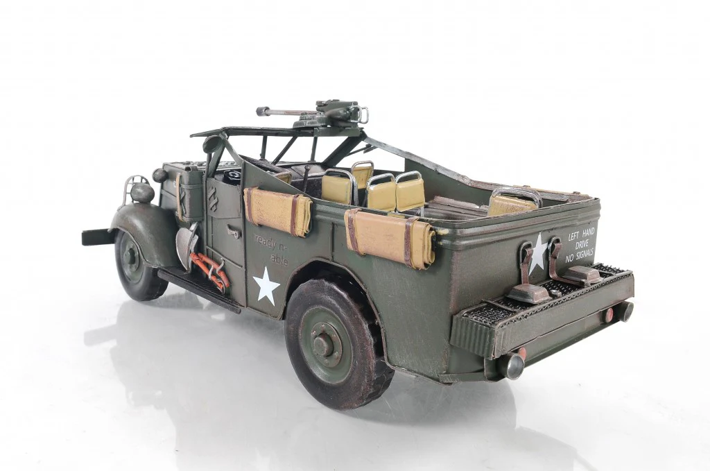 c1941 30 CWT Chevrolet 1533X2 Sculpture By Homeroots - Image 5
