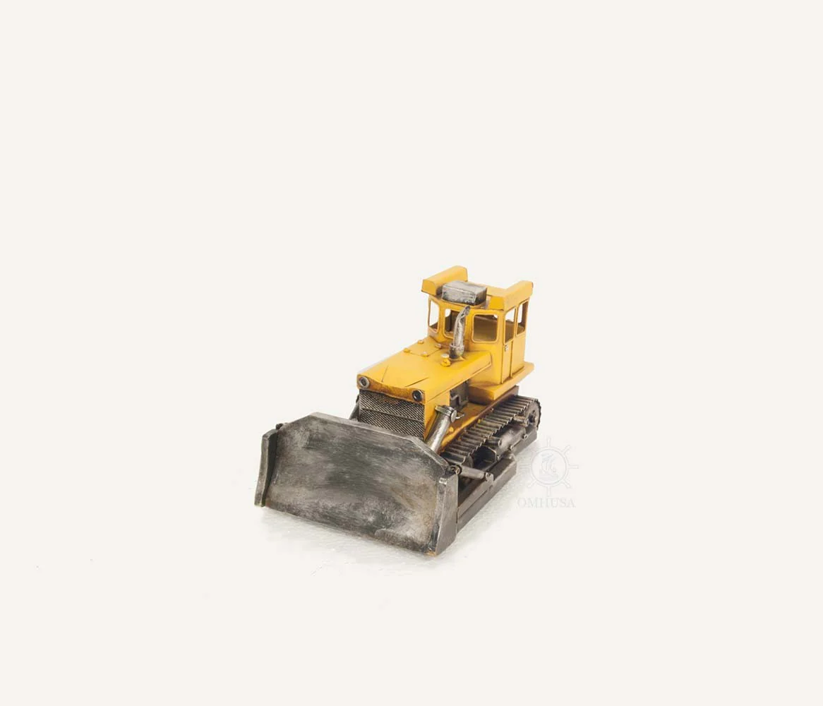 Chevrolet Tow Truck Sculpture By Homeroots - 401177 - Image 3