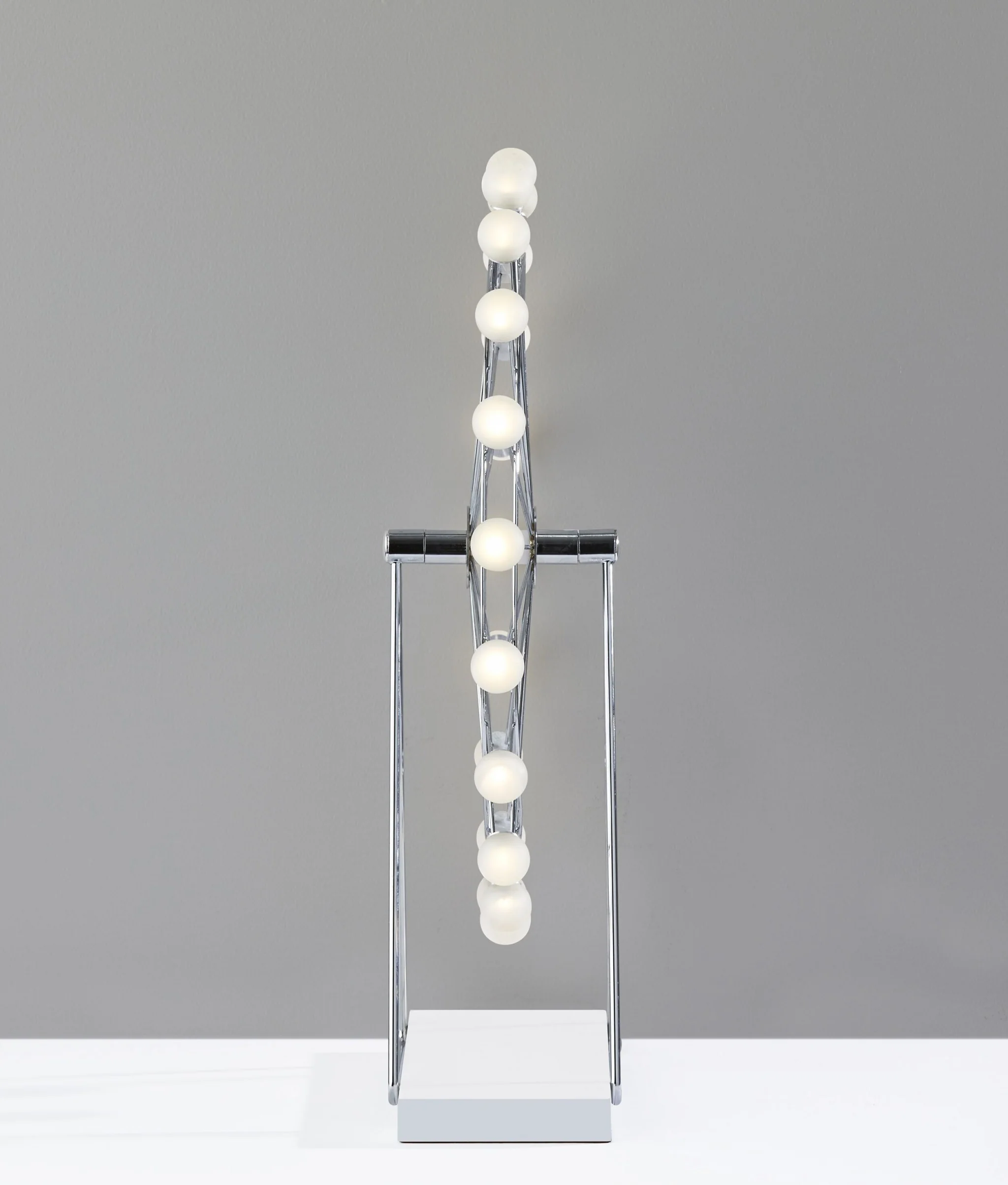 Chrome Ferris Wheel Large Table Lamp By Homeroots - Image 5