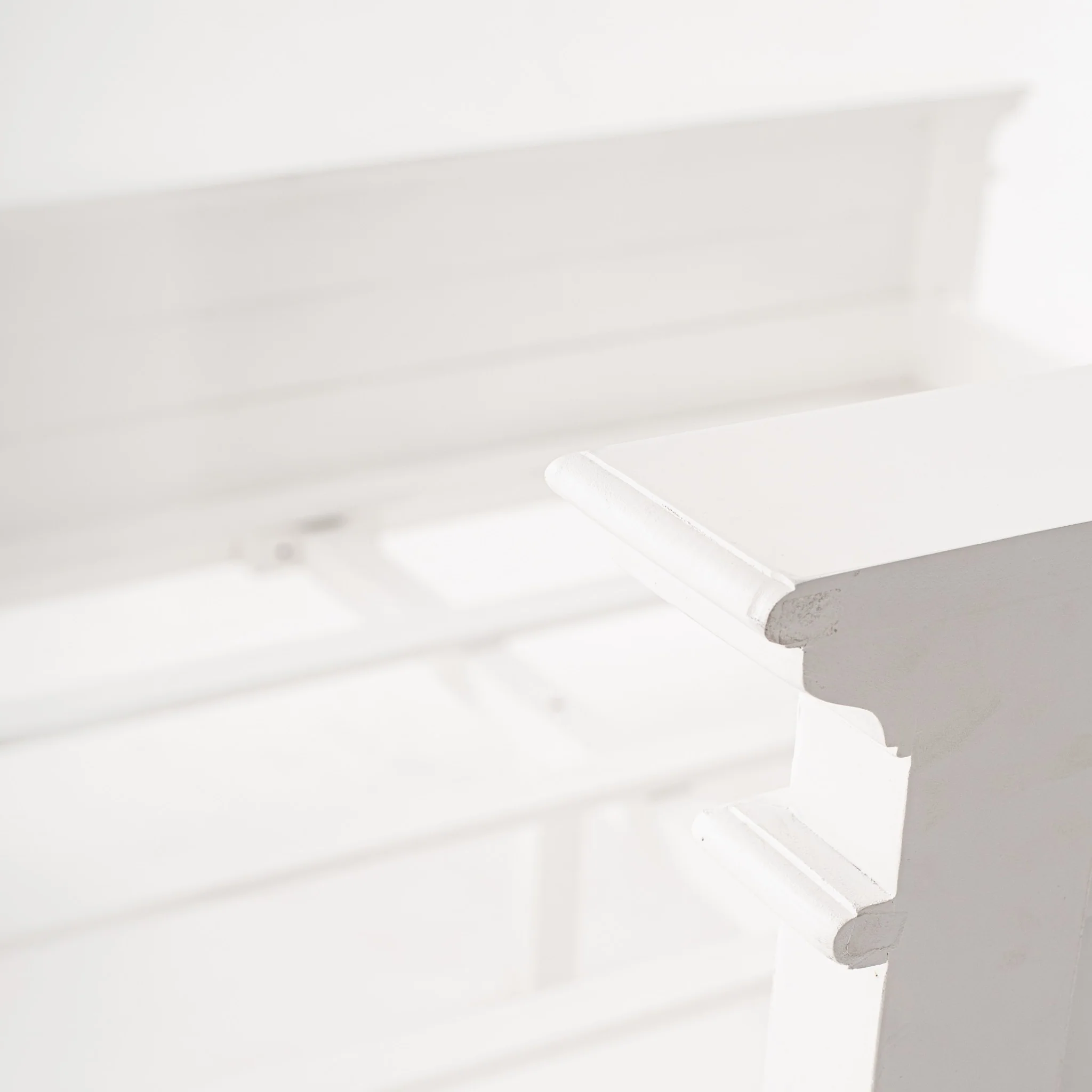 Classic White Panel Queen Size Bed By Homeroots - Image 8
