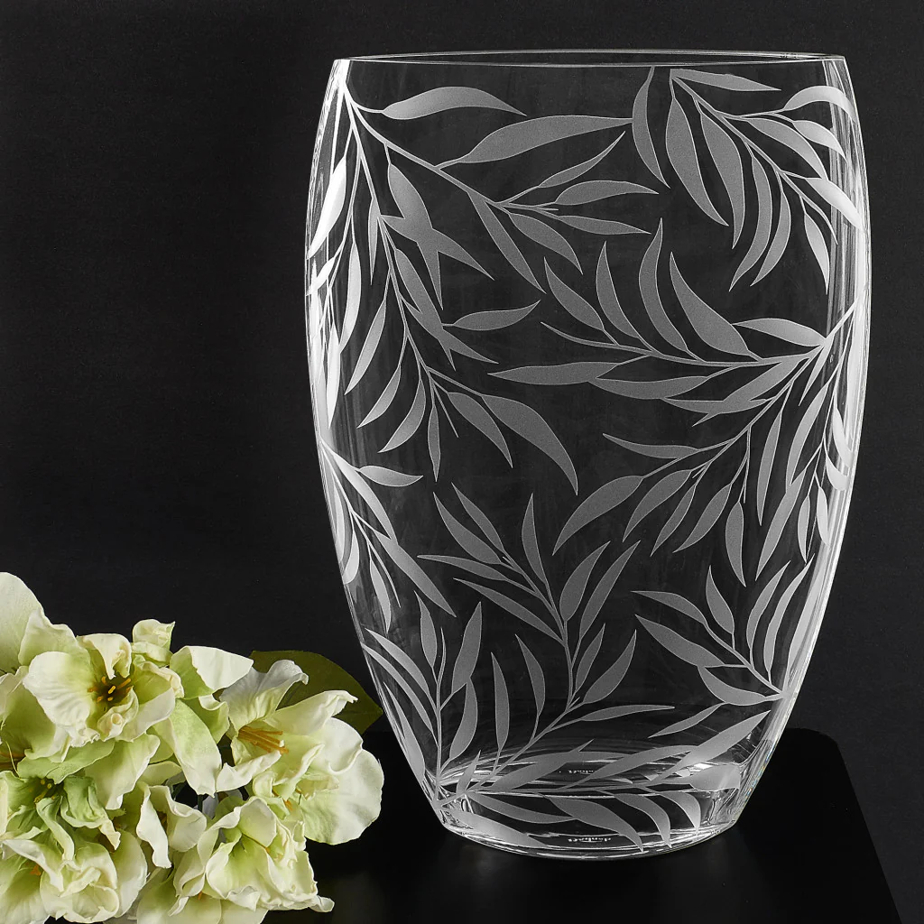Clear and Frosted Leaf Pattern Oval Crystal Table Vase By Homeroots - Image 7