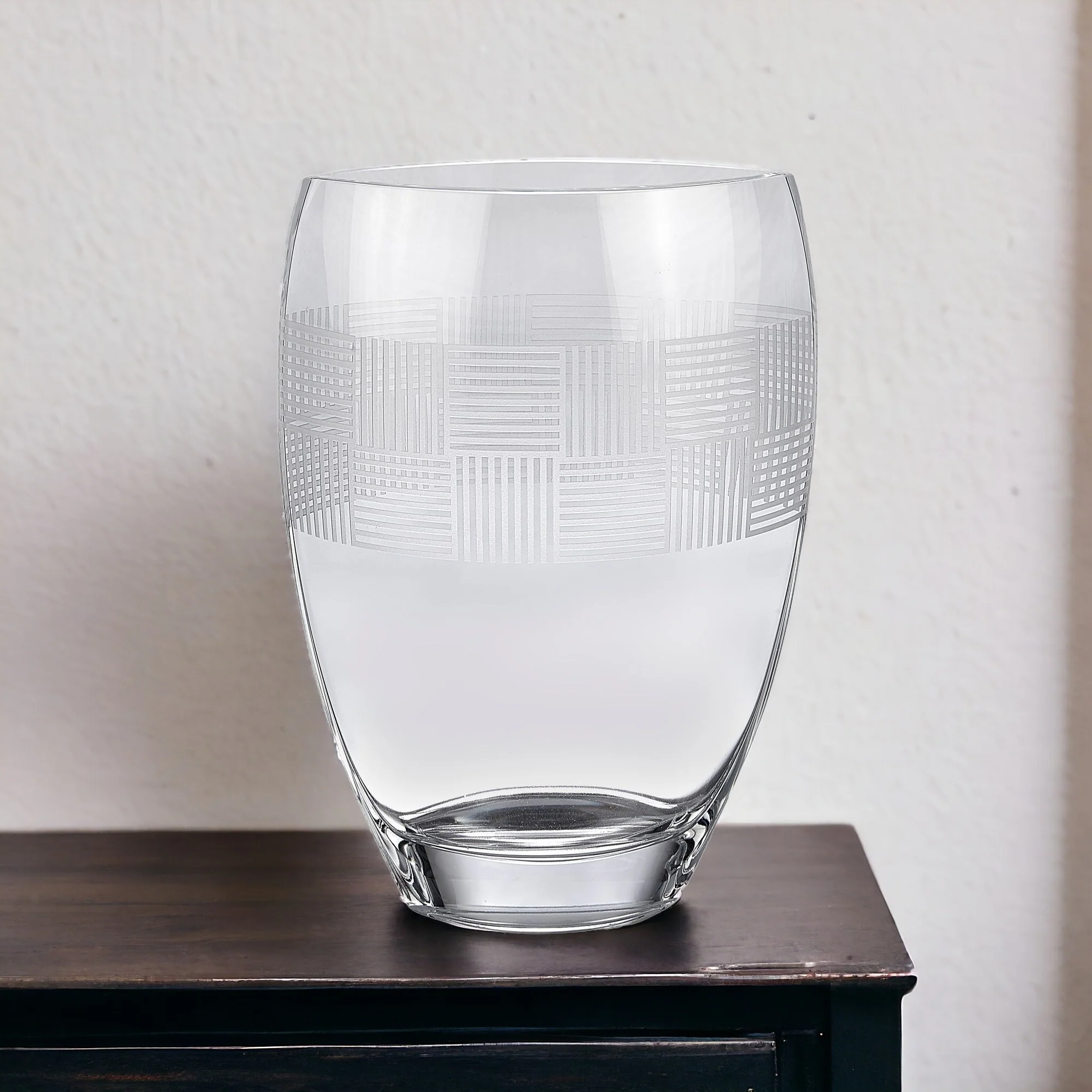 Clear With Geometric Pattern Oval Crystal Table Vase By Homeroots - Image 5