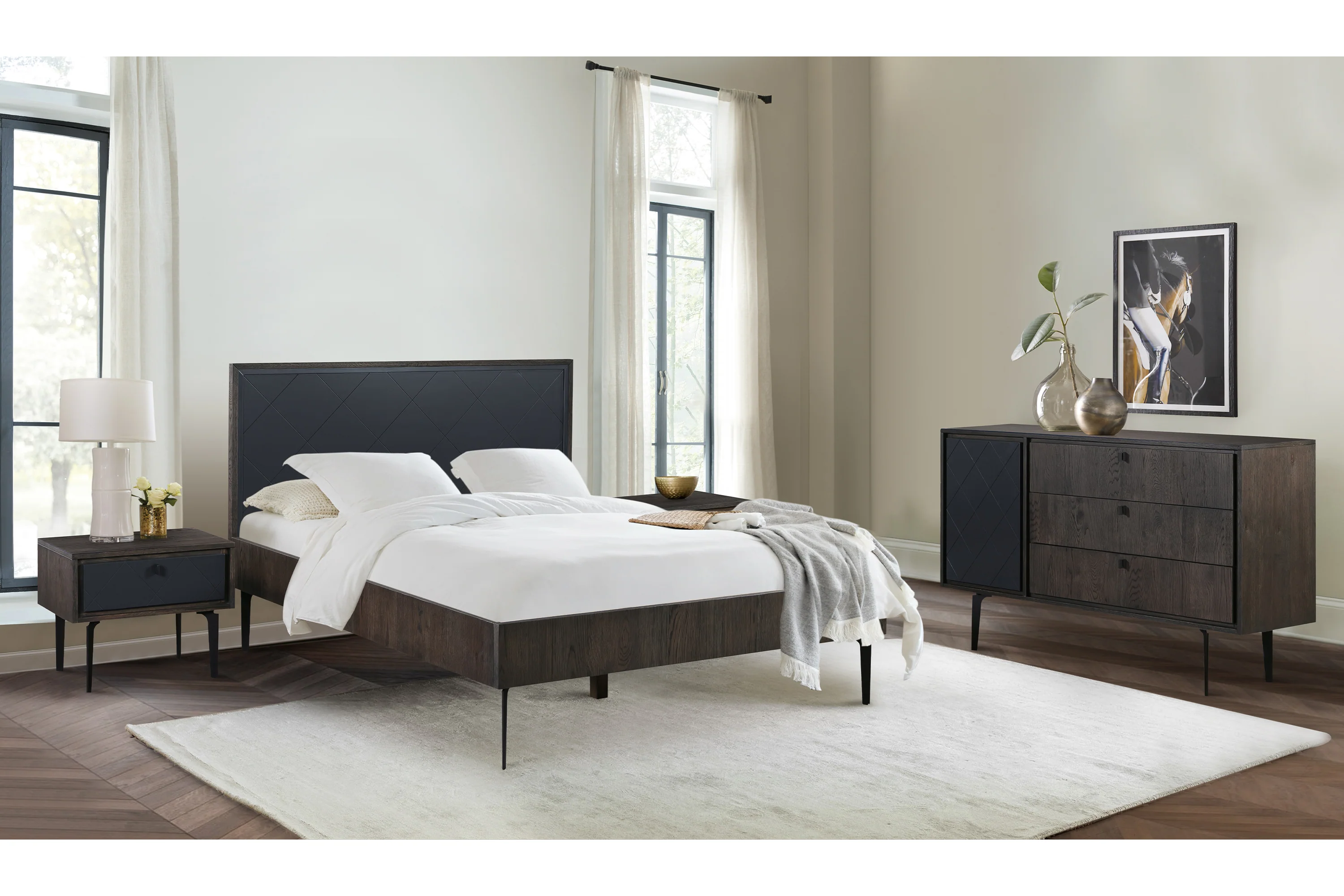 Cross Solid Oak and Metal Queen Platform Bed Frame By Armen Living - Image 3
