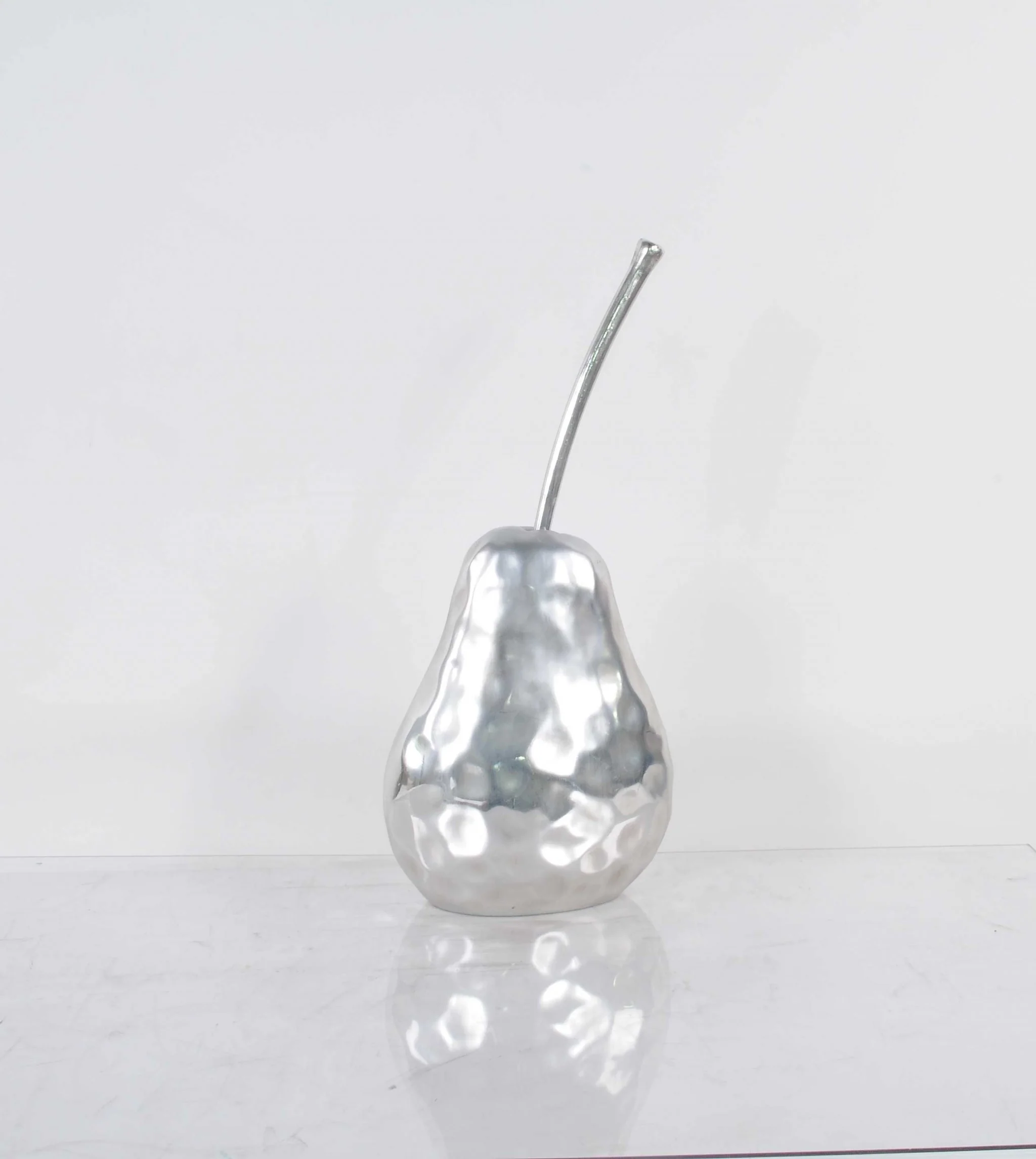 Delicious Hammered Finish Pear Statue By Homeroots - Image 5