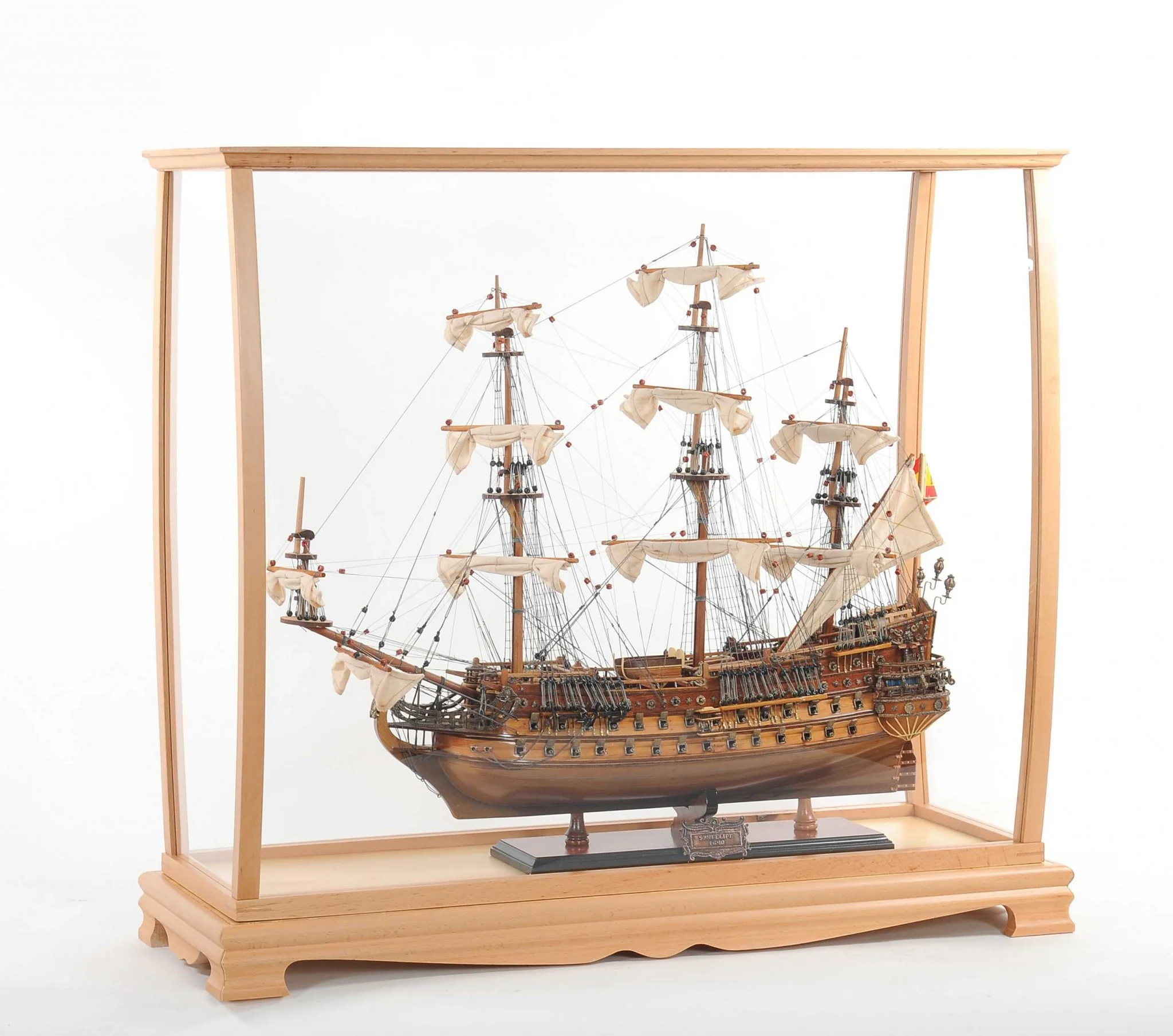 Display Case for Midsize Tall Ship Clear Finish By Homeroots - Image 4