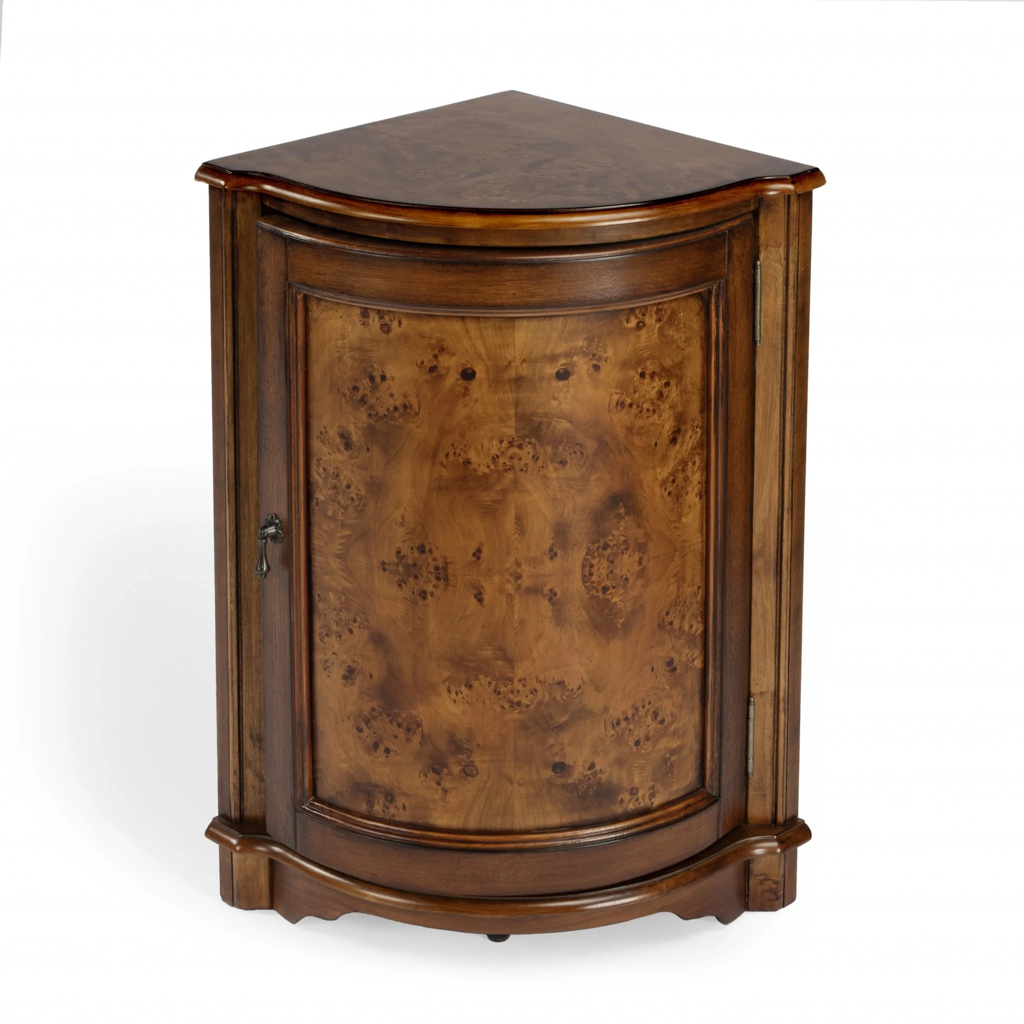 Durham Plantation Cherry Corner Cabinet By Homeroots - 389716 - Image 2