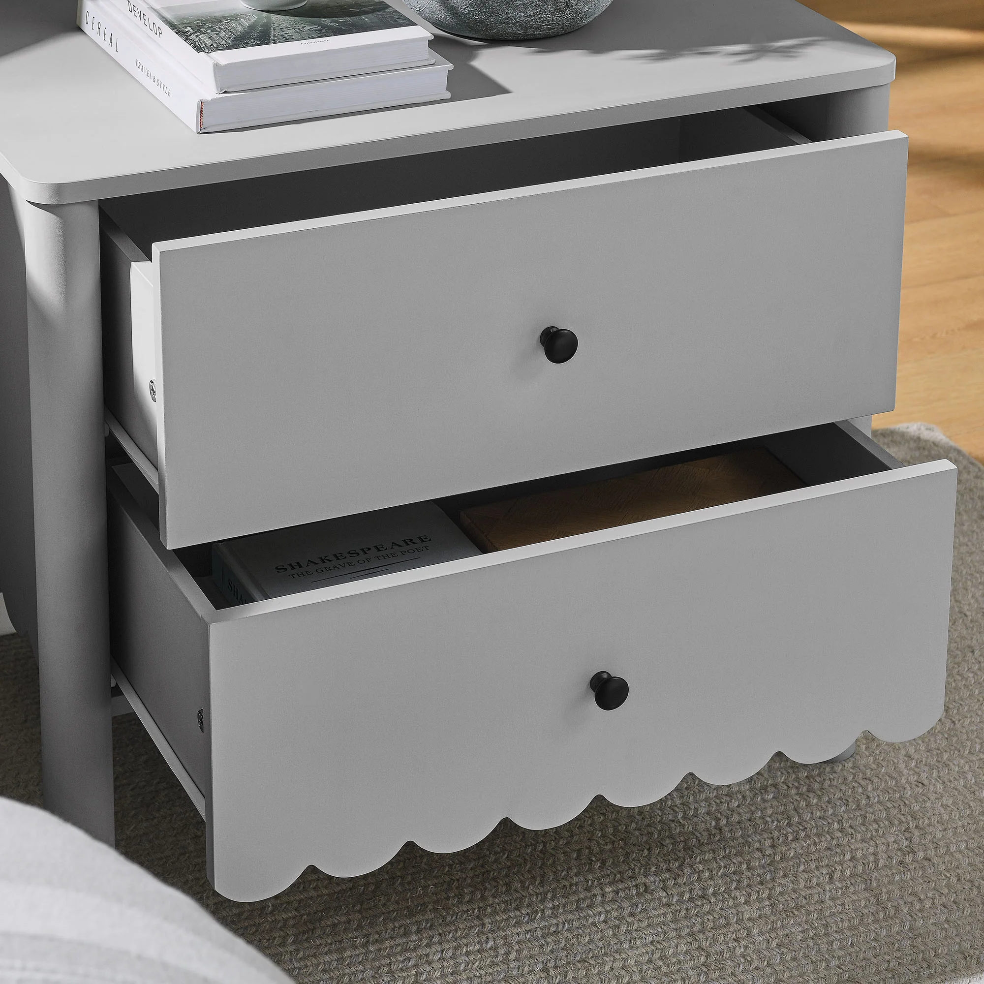 Emmeline Scalloped 2-Drawer Nightstand by Modway - Image 6