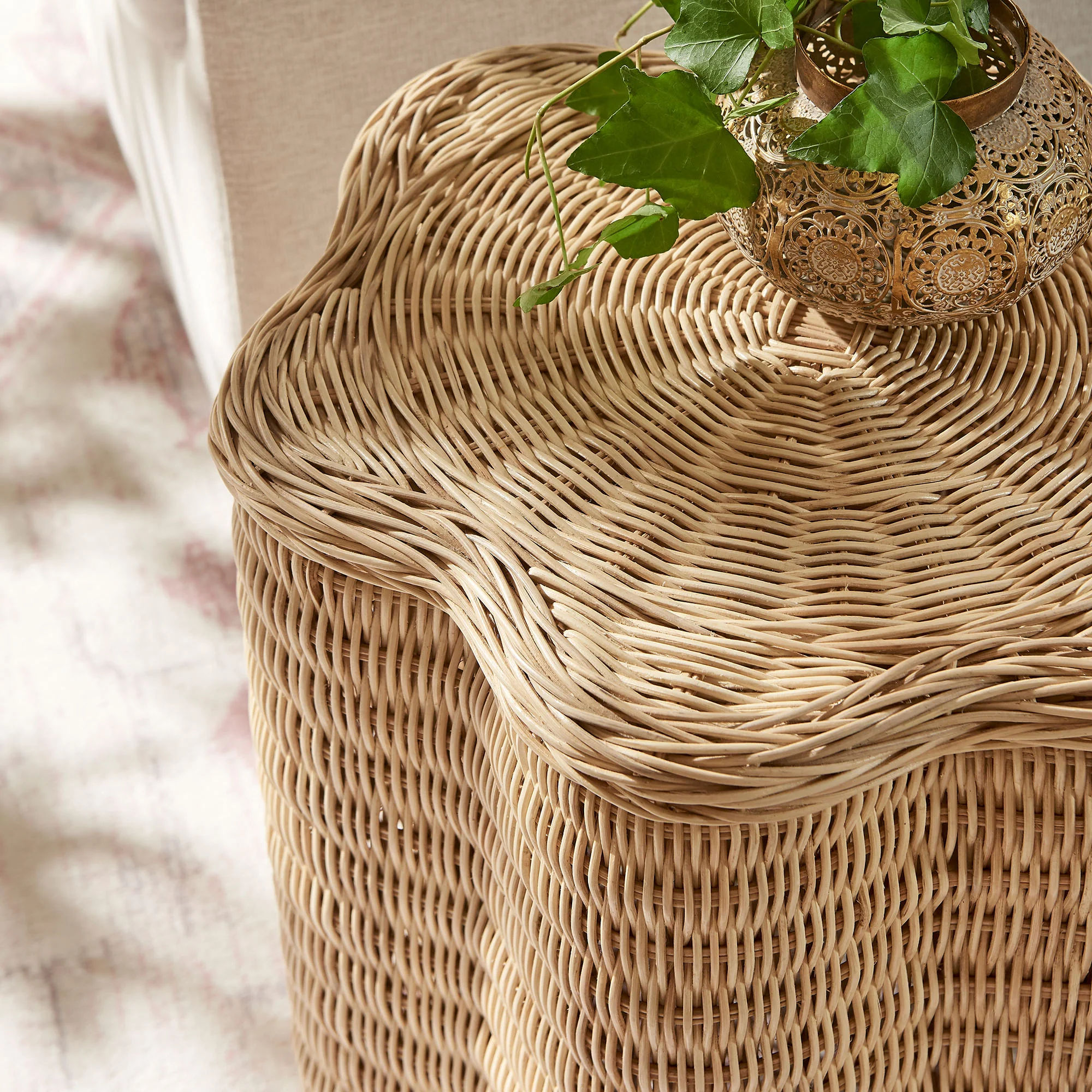 Erika Scalloped Natural Rattan Side Table by Modway - Image 6