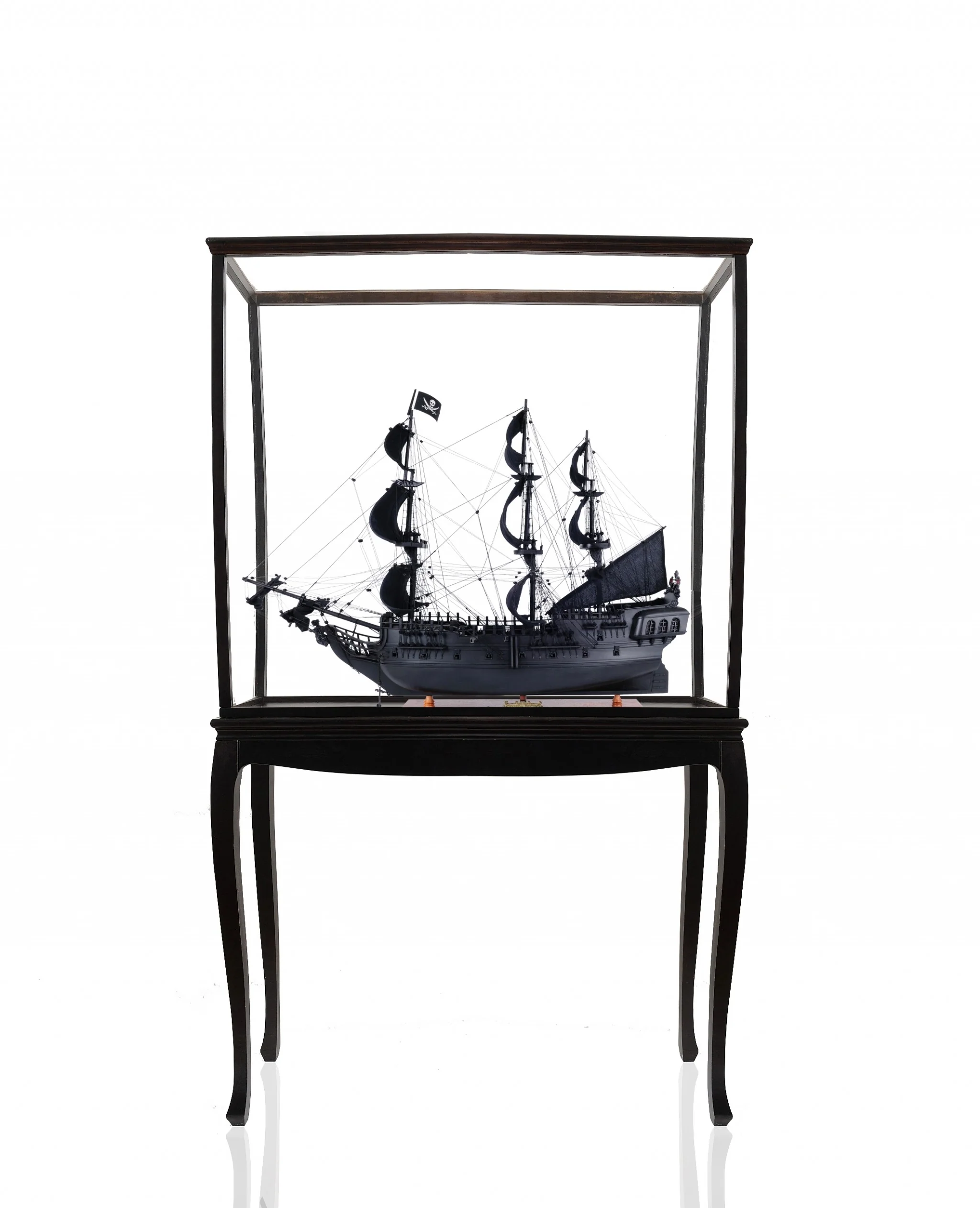 Floor Display Case By Homeroots - Image 4