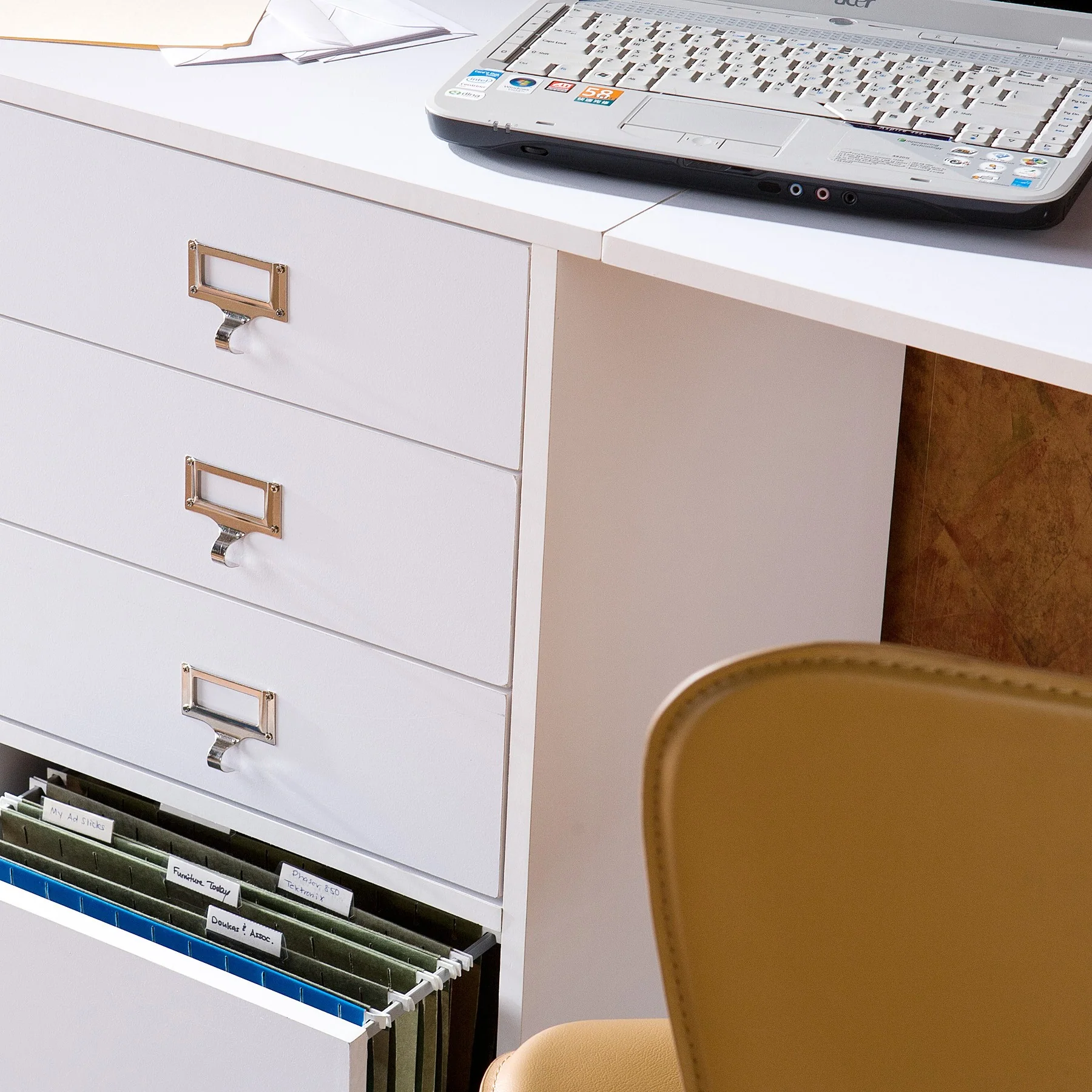 Fold-out Organizer and Craft Desk By Homeroots - Image 2