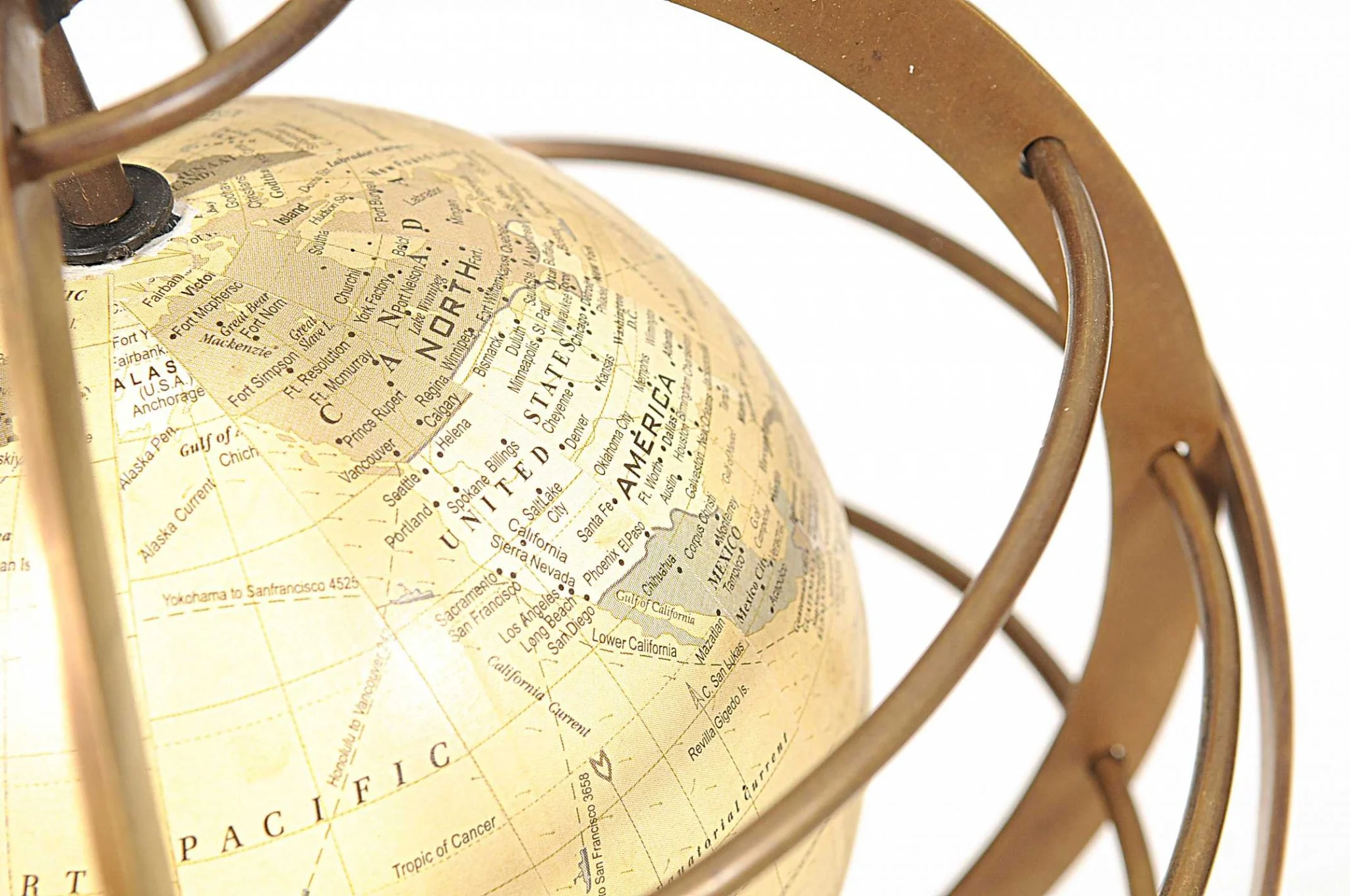 Globe in Brass Rings By Homeroots - Image 4
