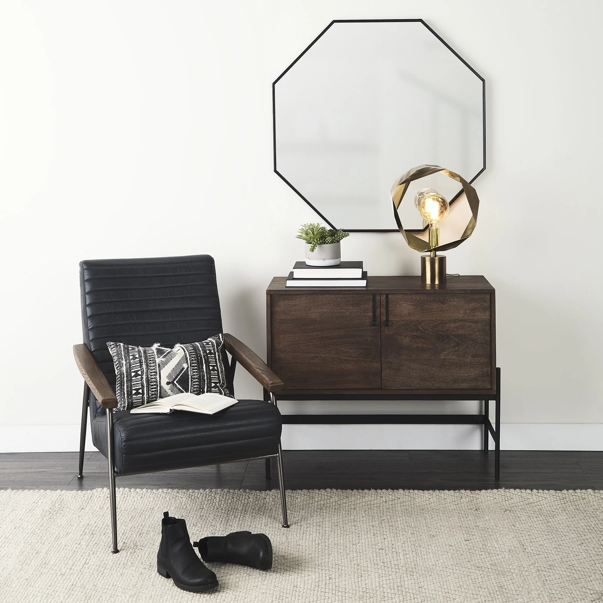Golden Geometric Halo Table or Desk Lamp By Homeroots - Image 9