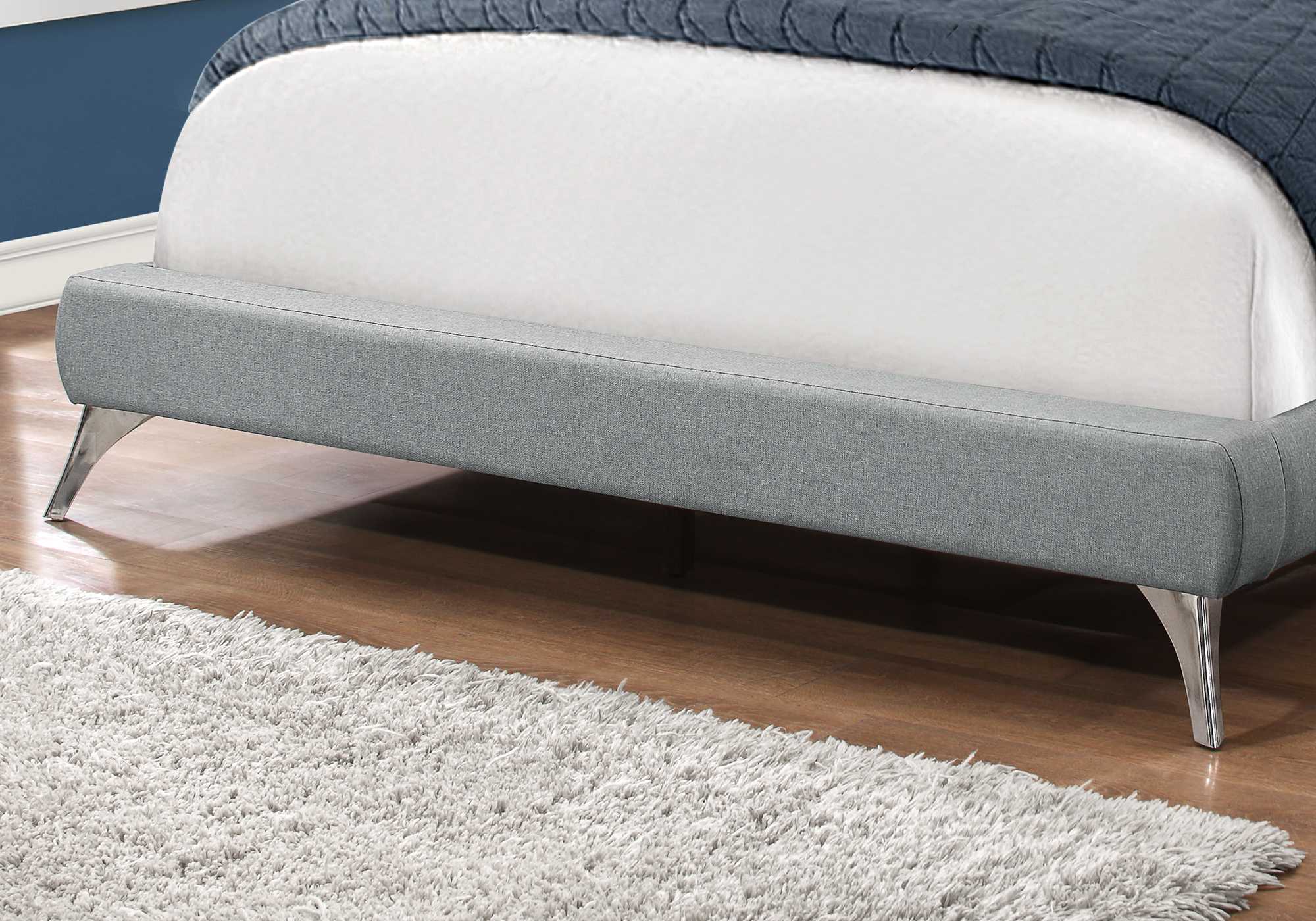 Grey Foam Solid Wood Linen Queen Size Bed By Homeroots - 333308 - Image 2