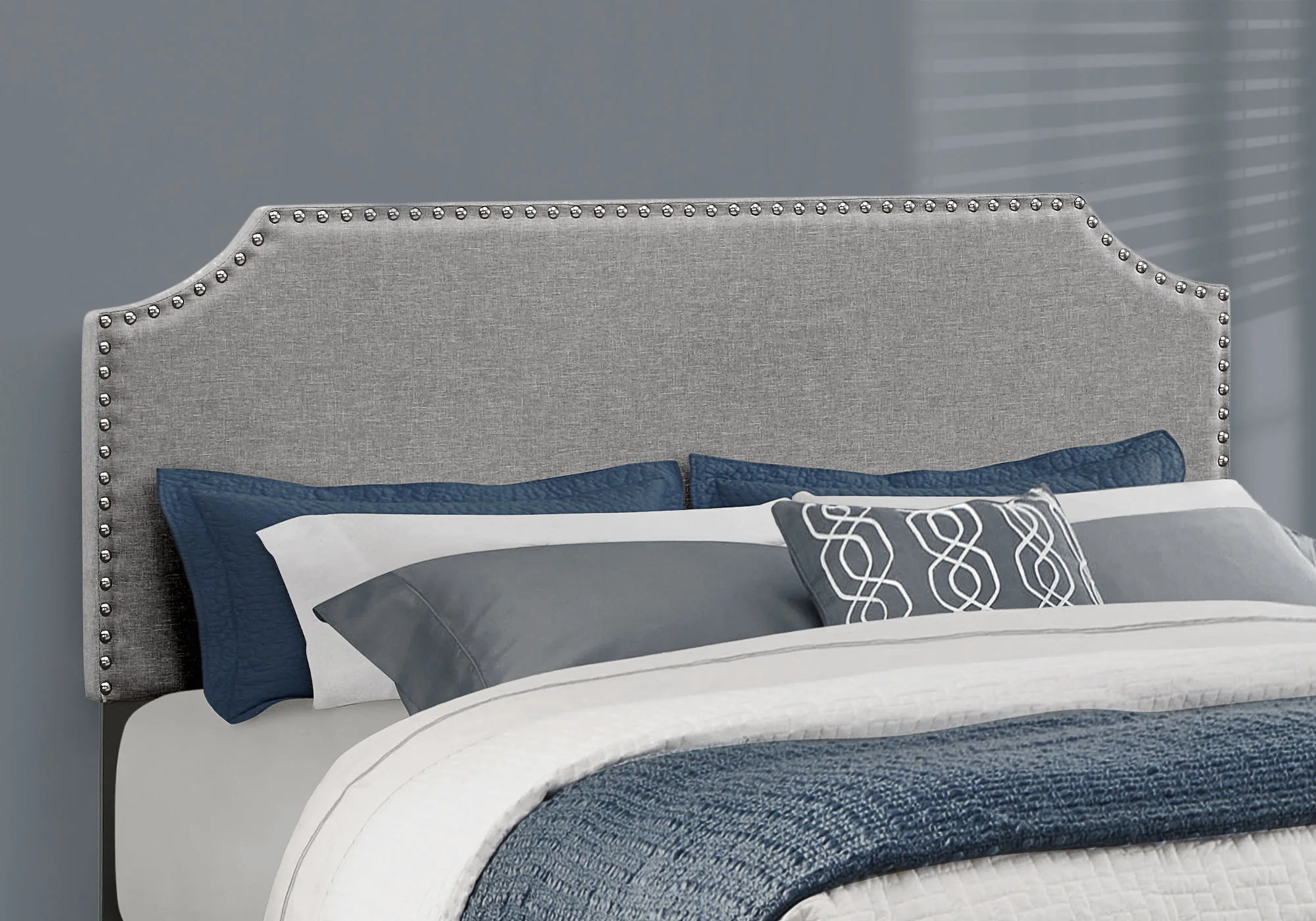 Grey Foam Solid Wood Linen Queen Size Bed With A Chrome Trim By Homeroots - 333295 - Image 2