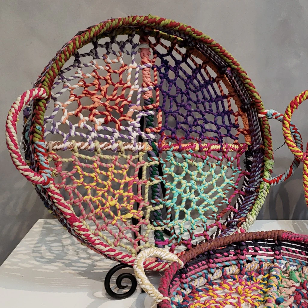 Handmade Set Of 3 Rainbow Round Nesting Jute Trays By Homeroots - Image 4