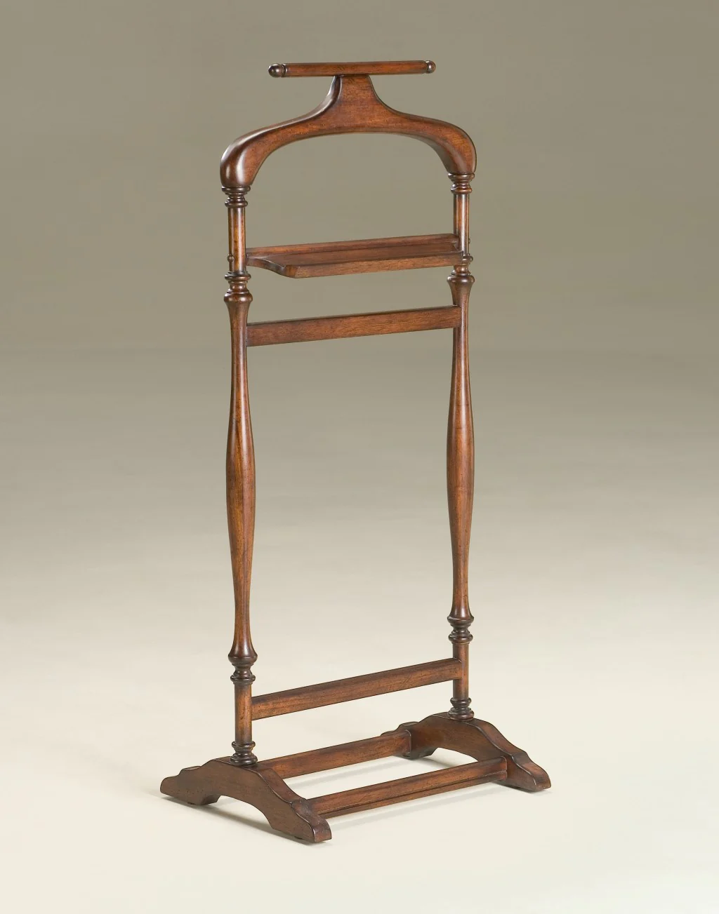 Judson Plantation Cherry Valet Stand By Homeroots - Image 2