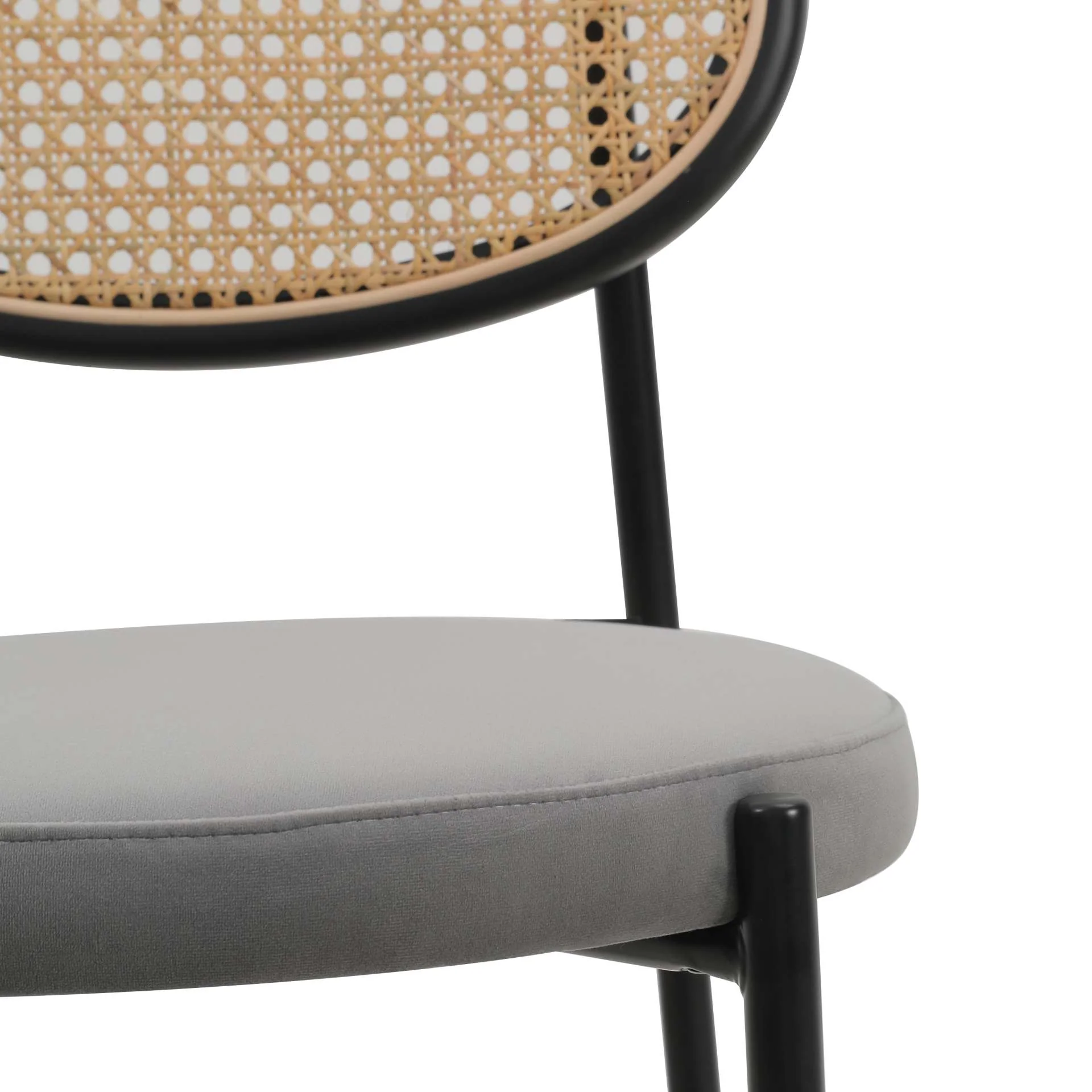 LeisureMod Euston Modern Wicker Bar Stool With Black Steel Frame - Image 22