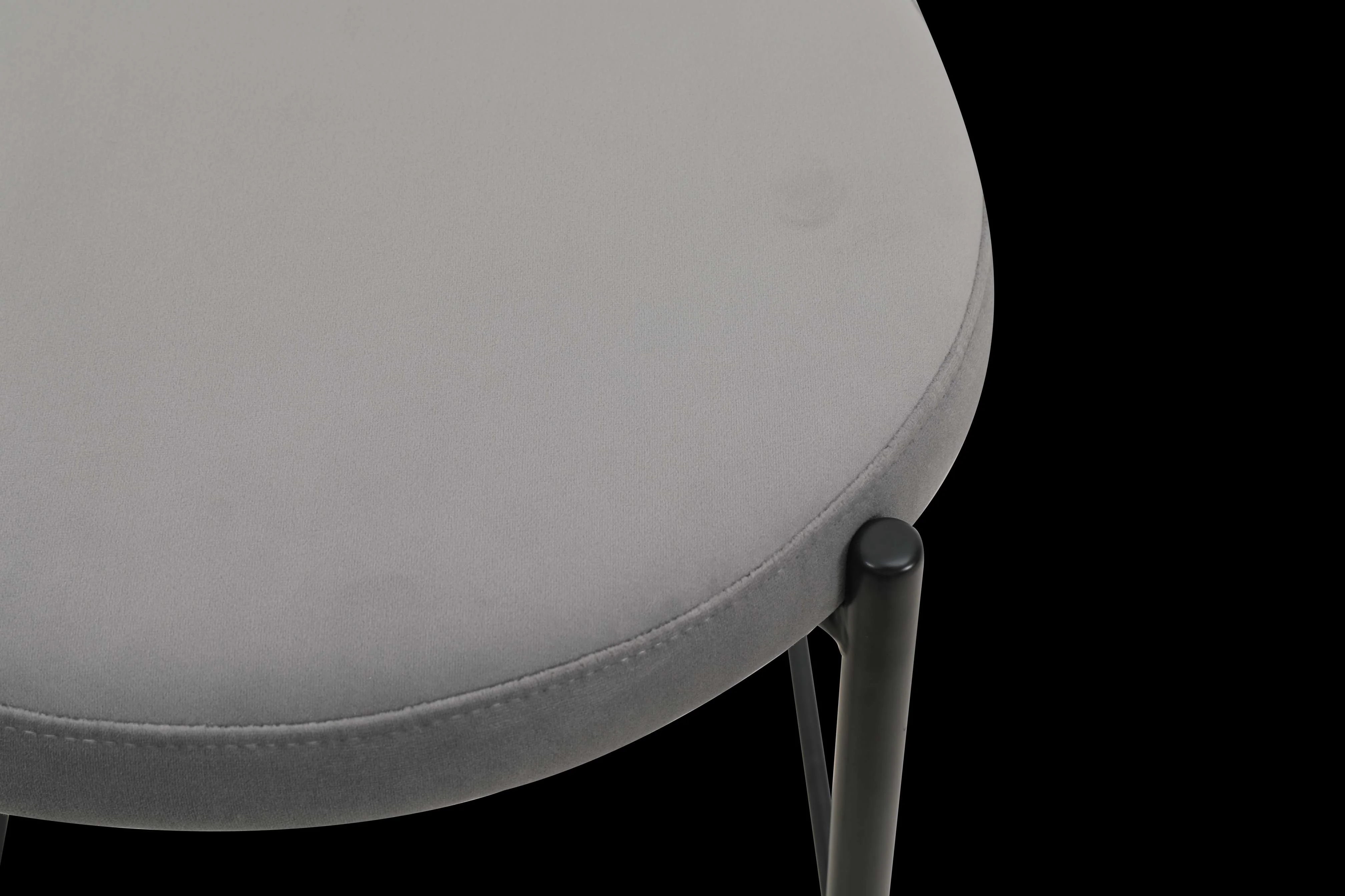 LeisureMod Euston Modern Wicker Bar Stool With Black Steel Frame - Image 23
