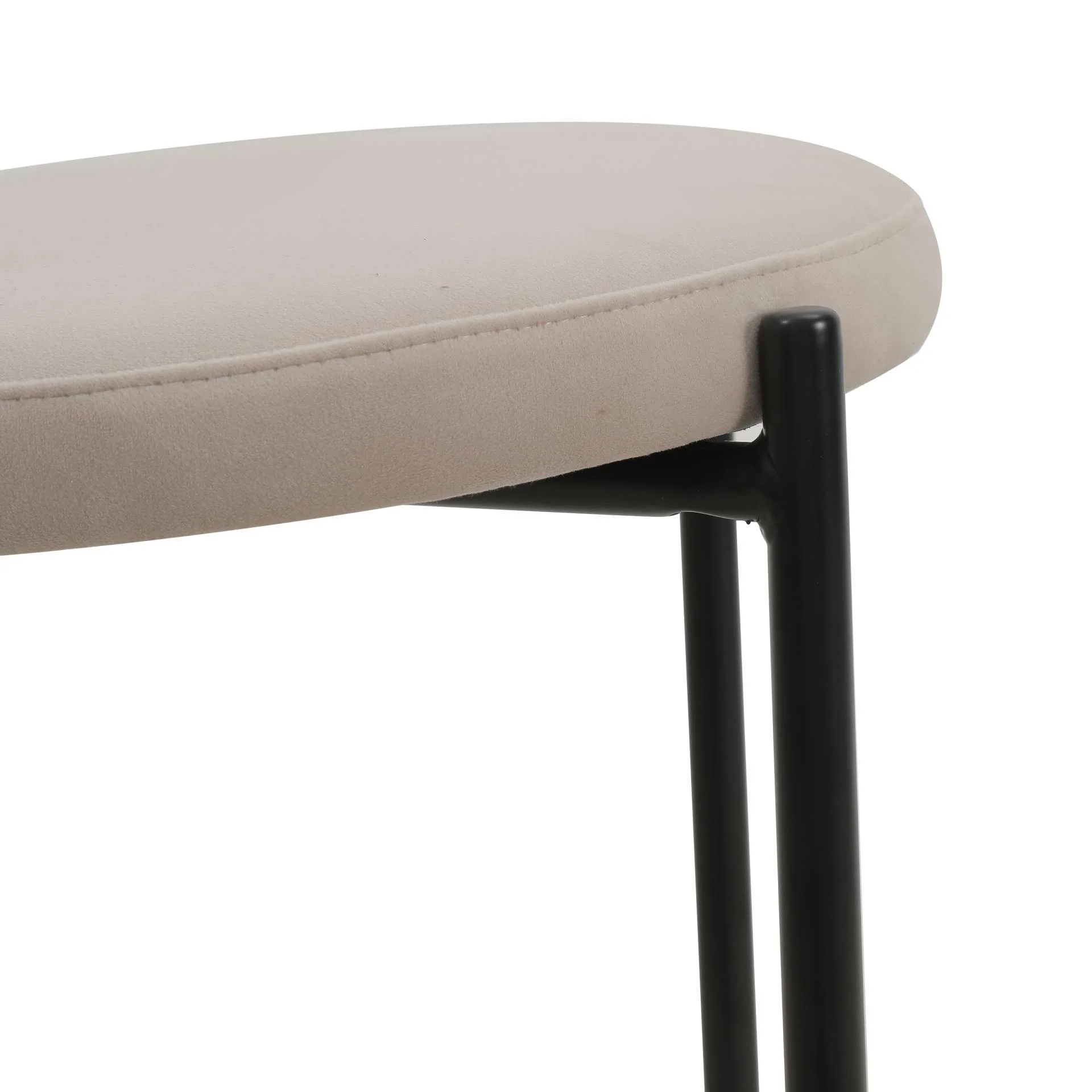 LeisureMod Euston Modern Wicker Bar Stool With Black Steel Frame - Image 9