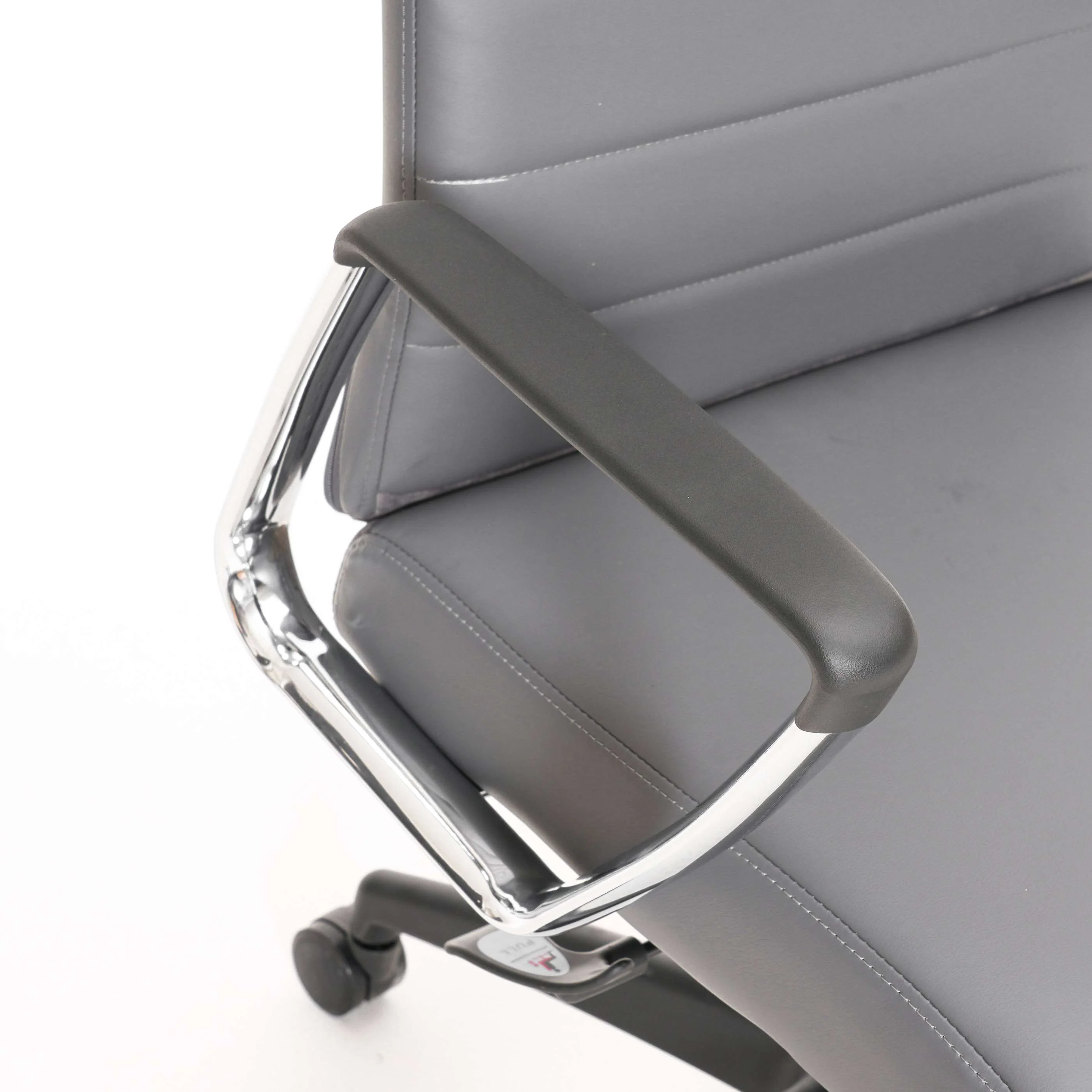 LeisureMod Hilton Modern High-Back Leather Office Chair - Image 24