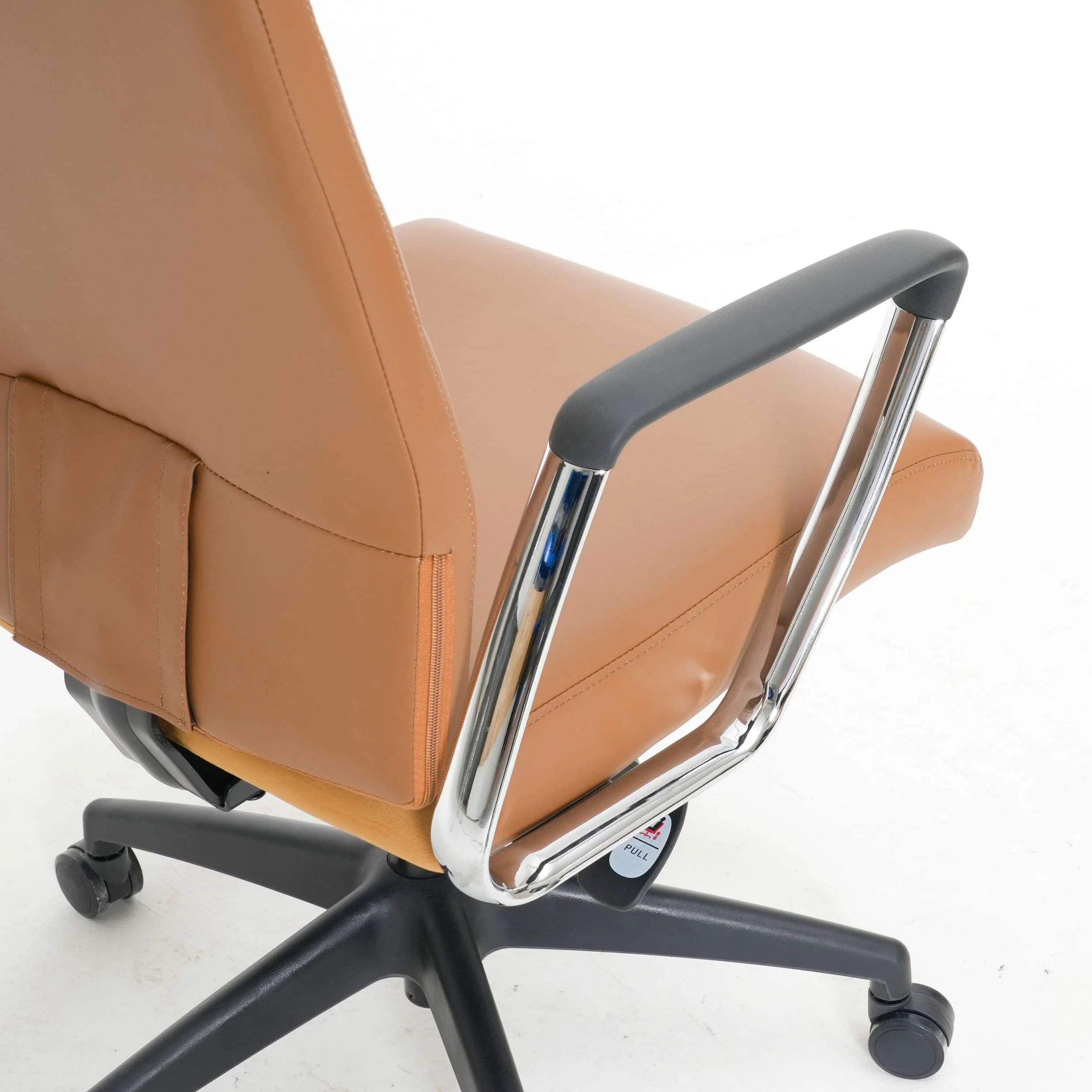LeisureMod Hilton Modern High-Back Leather Office Chair - Image 37