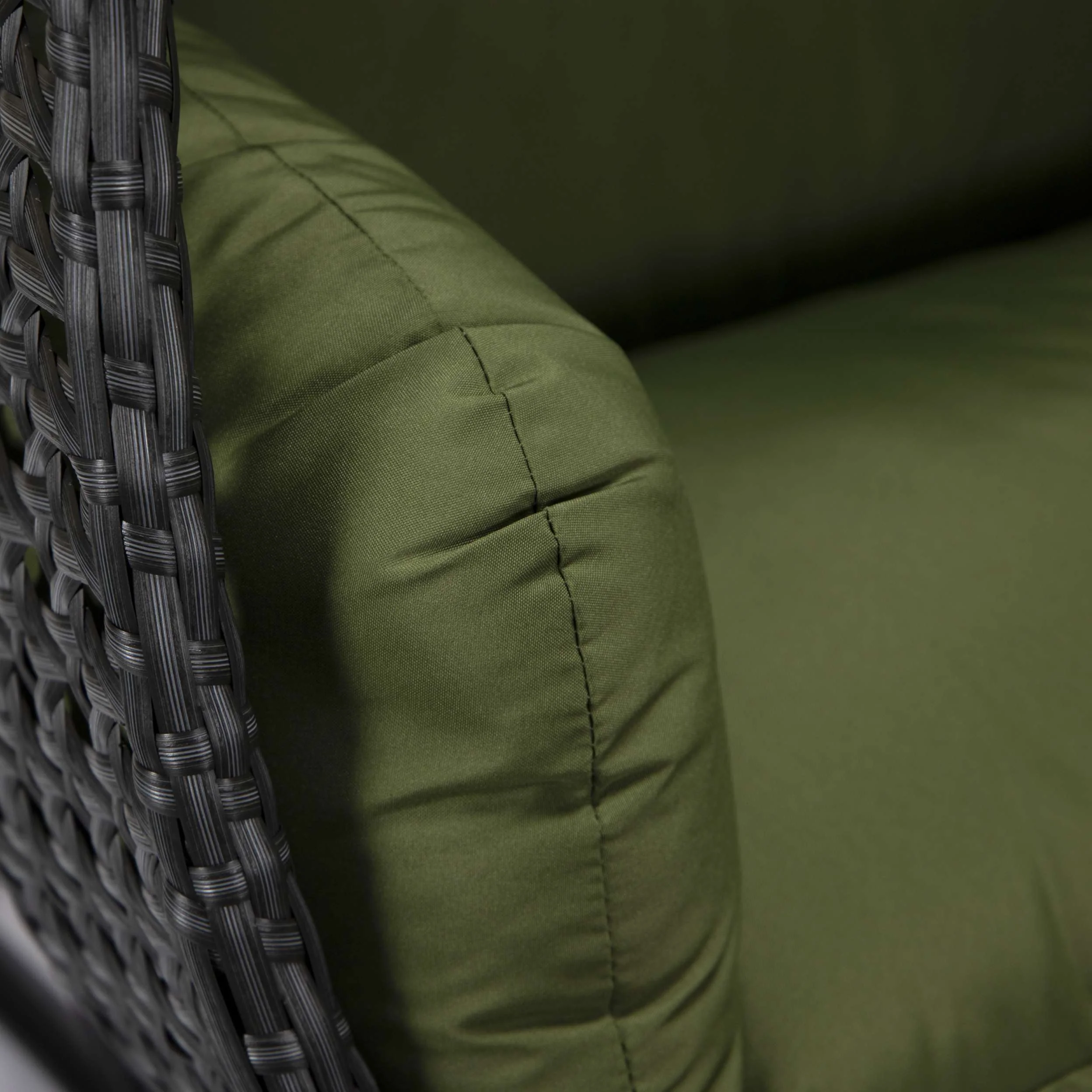 LeisureMod Mendoza Charcoal Wicker Hanging 2 person Egg Swing Chair - Image 58