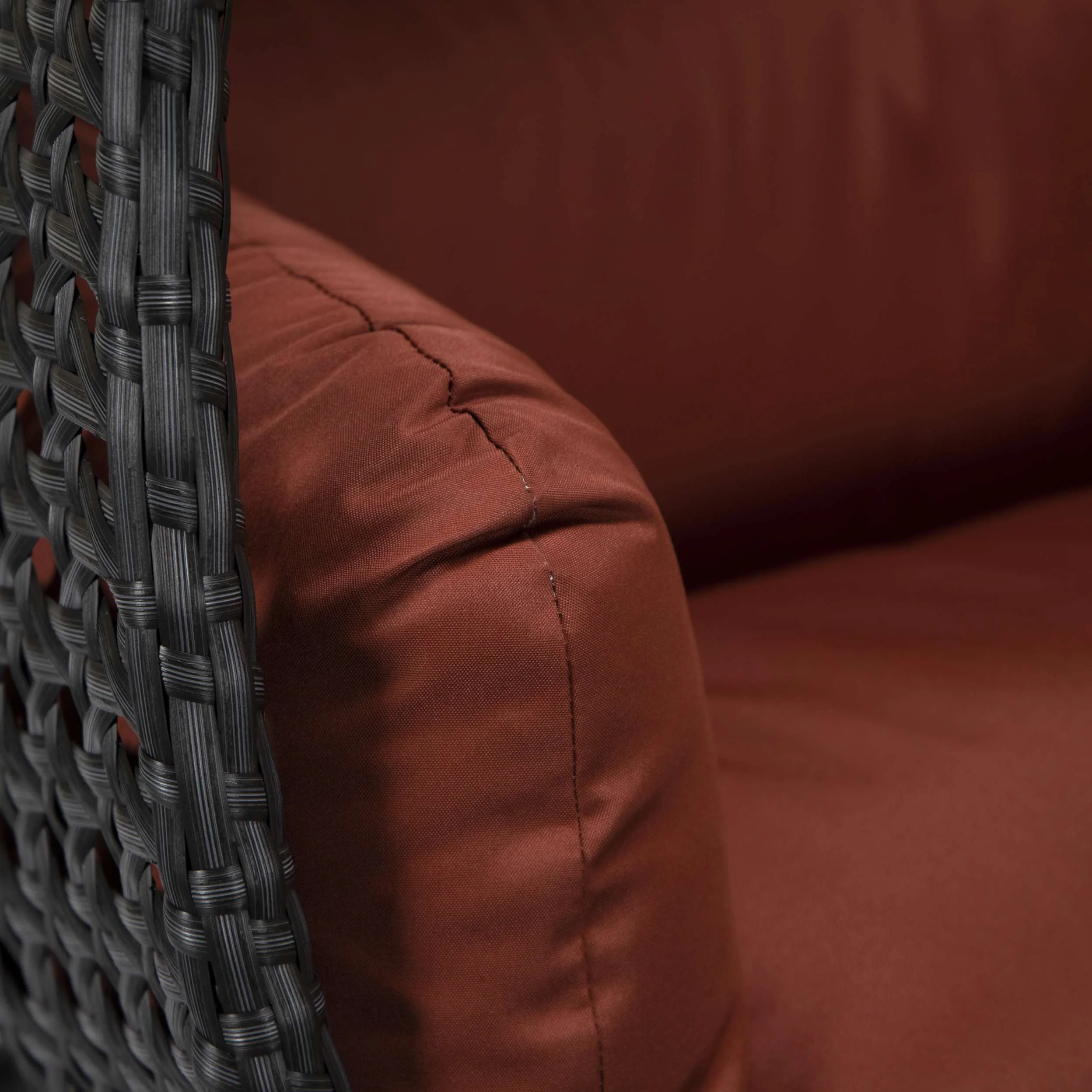 LeisureMod Mendoza Charcoal Wicker Hanging 2 person Egg Swing Chair - Image 78