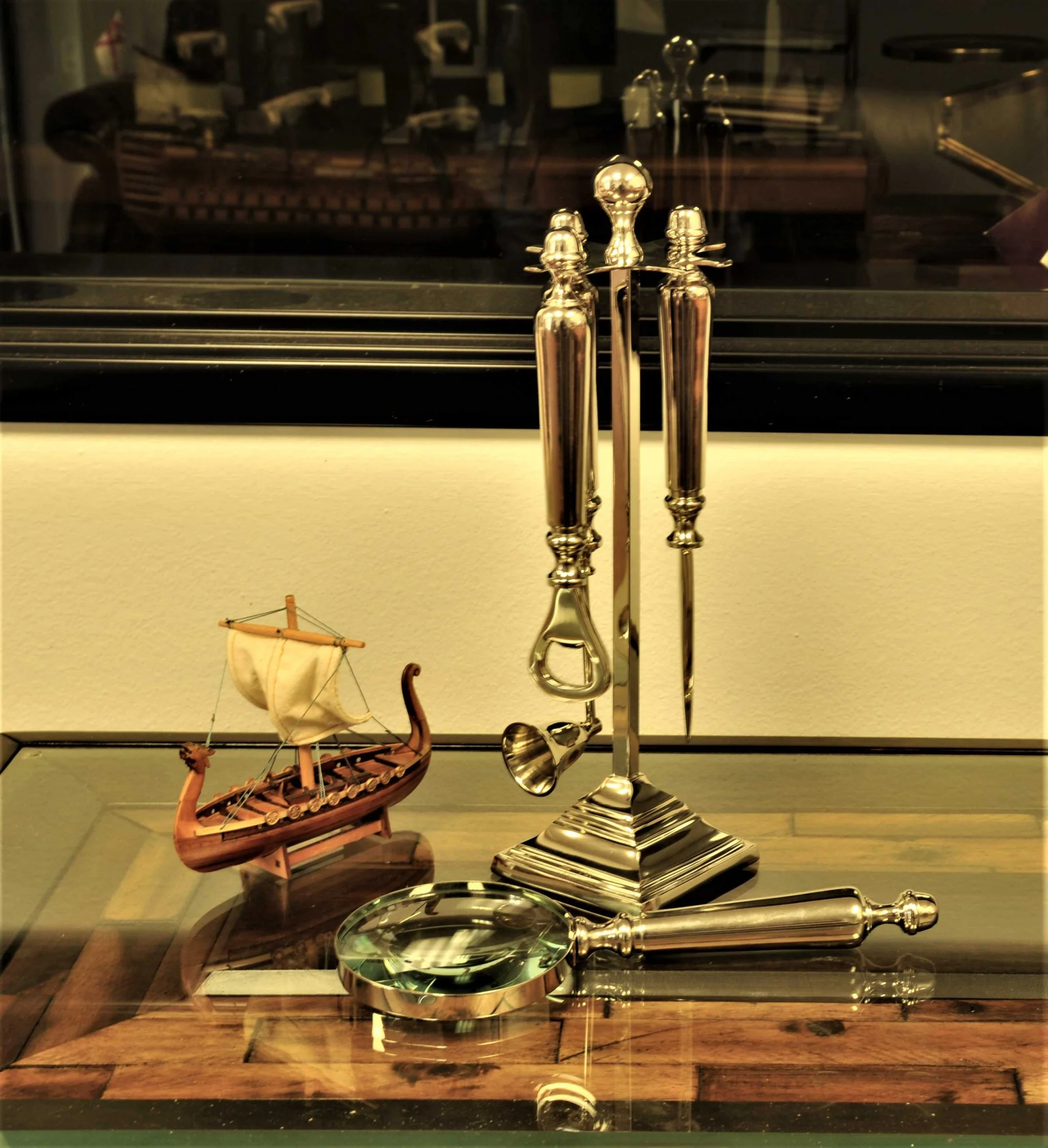 Magnifying glassLetter openerBottle openerand a Candle snuffer Functional Decor By Homeroots - Image 4