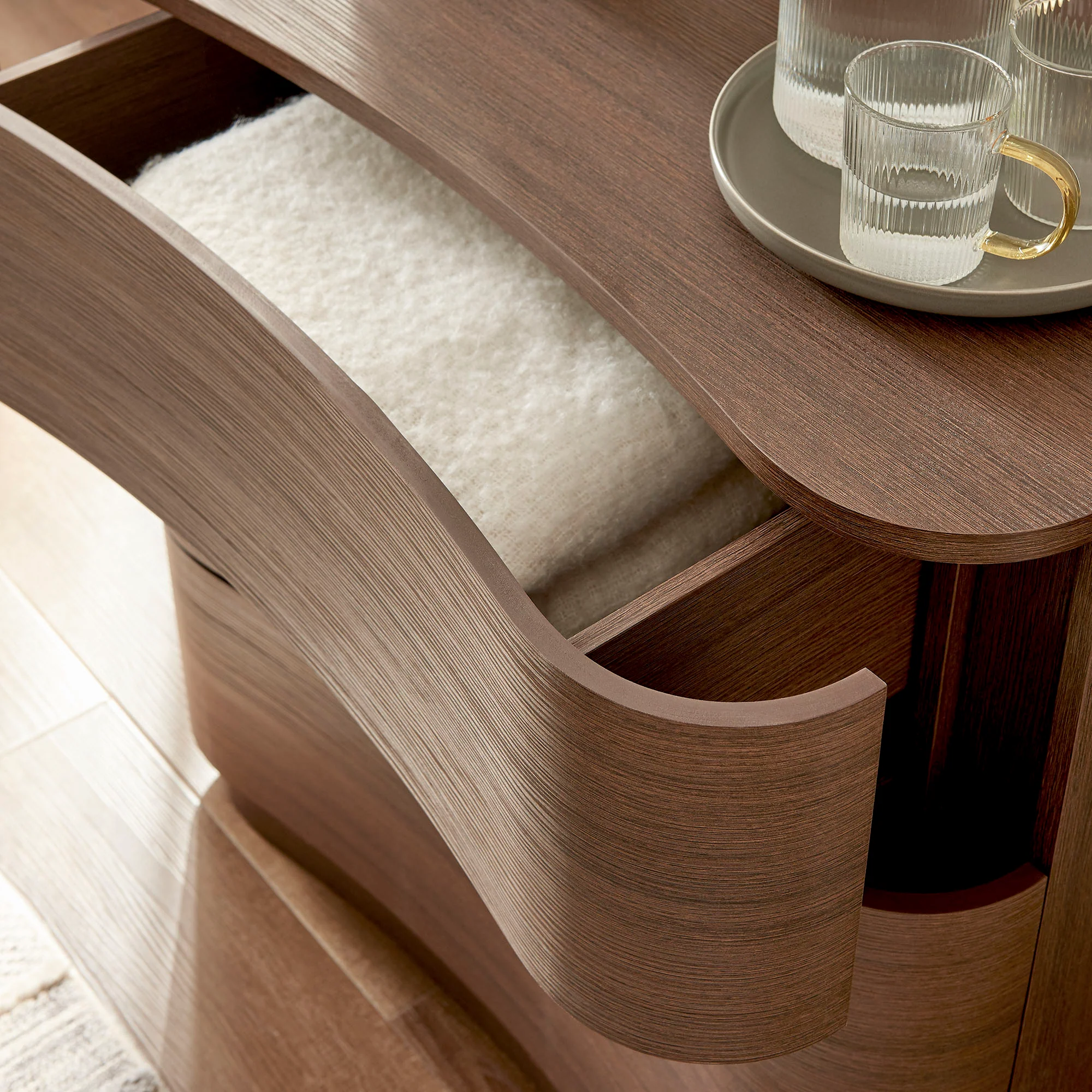 Mirae 3-Drawer Curved Compact Dresser by Modway - Image 6