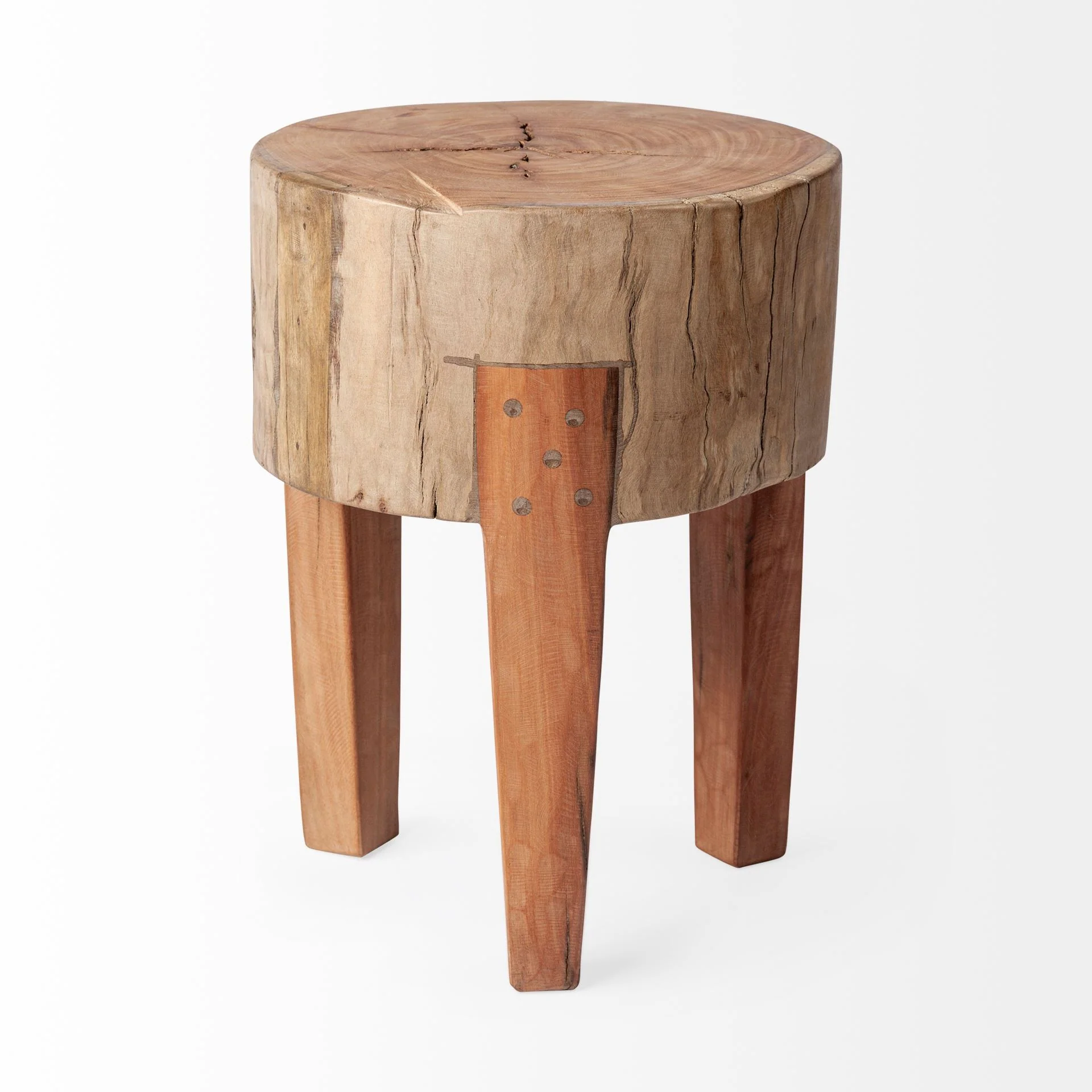 Modern Farmhouse 18' Reclaimed Wood Stool By Homeroots - Image 4