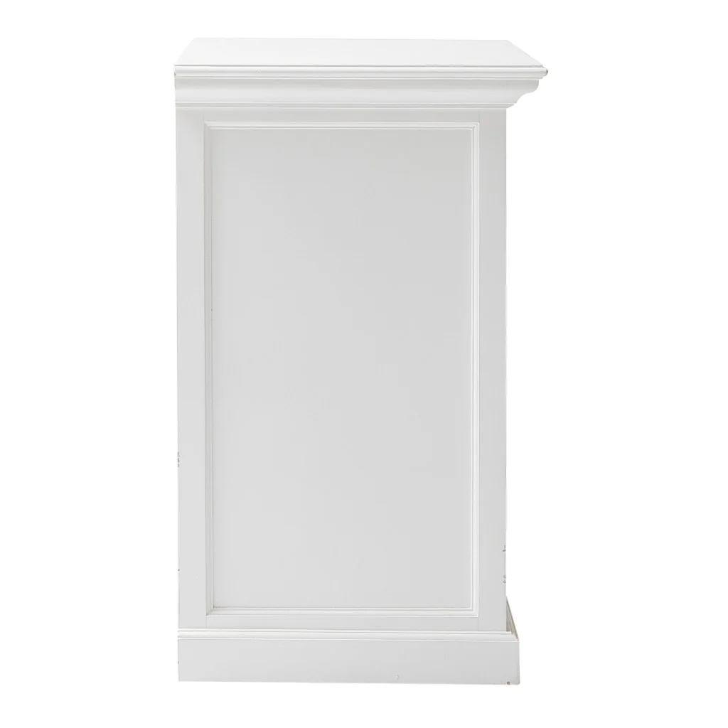 Modern Farmhouse White Medium Accent Cabinet With Baskets By Homeroots - Image 4