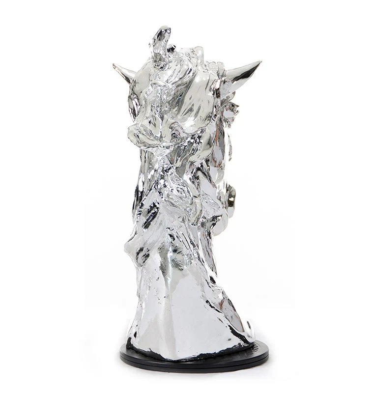 Modern Silver Horse Head Sculpture By Homeroots - Image 2