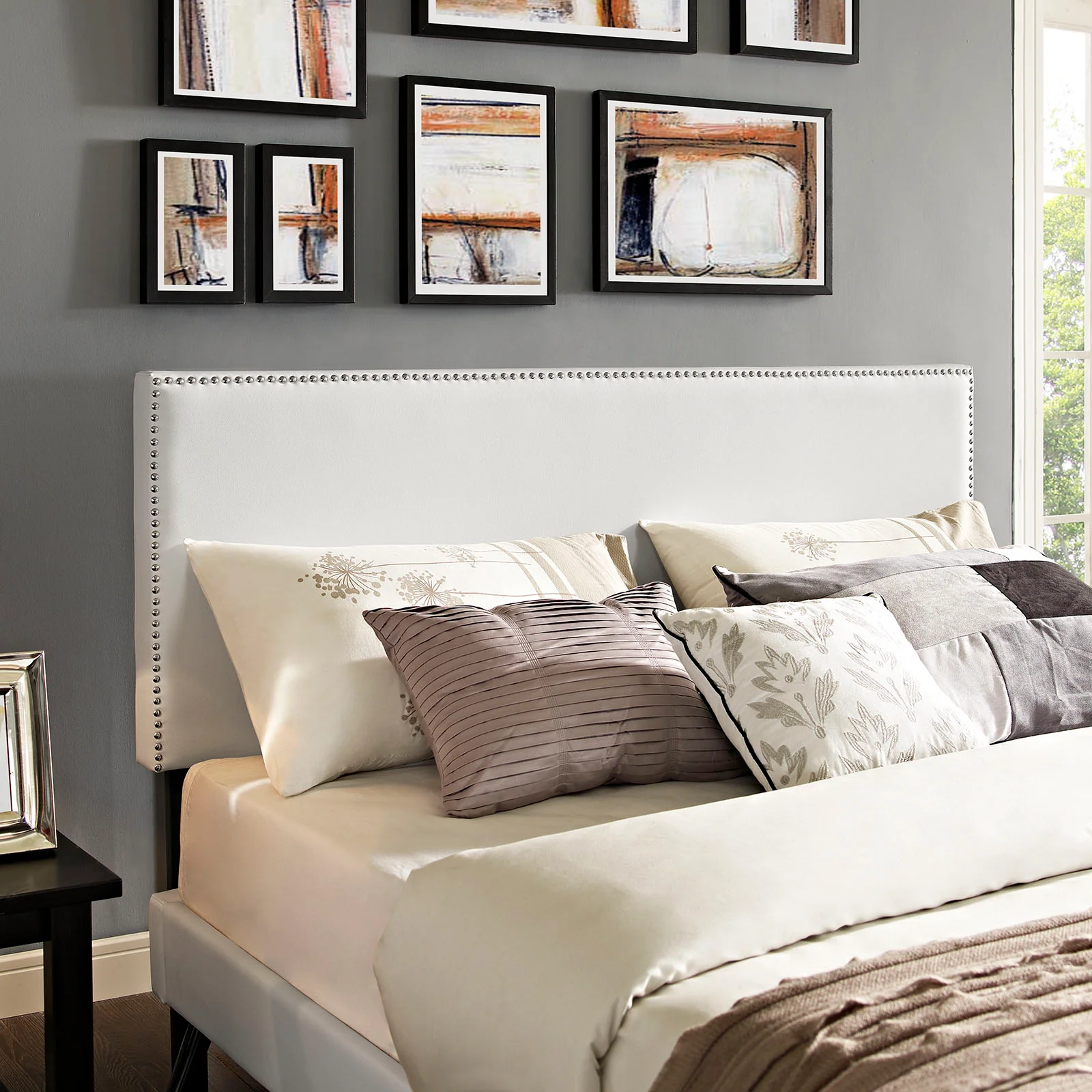 Modway Phoebe Vinyl King Platform Bed with Round Splayed Legs - Image 7