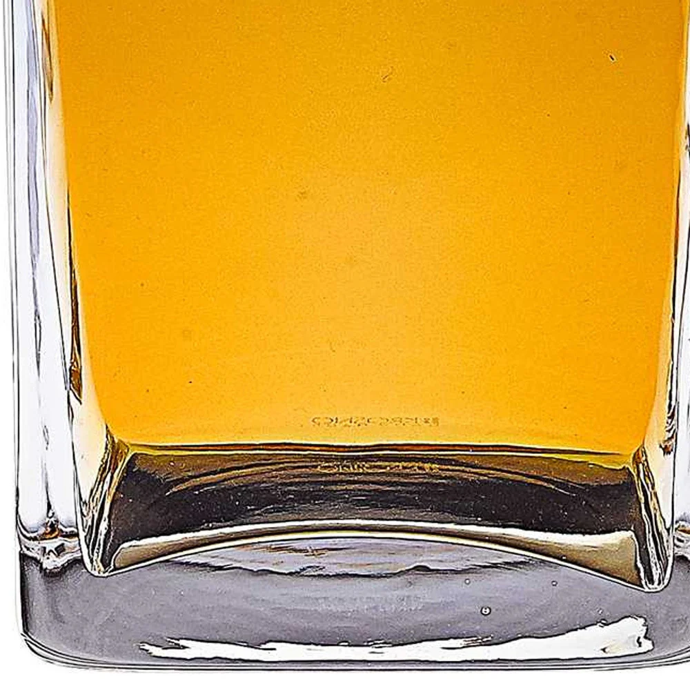 Mouth Blown European Crystal Scotch Or Whiskey Decanter 34 Oz By Homeroots - Image 4