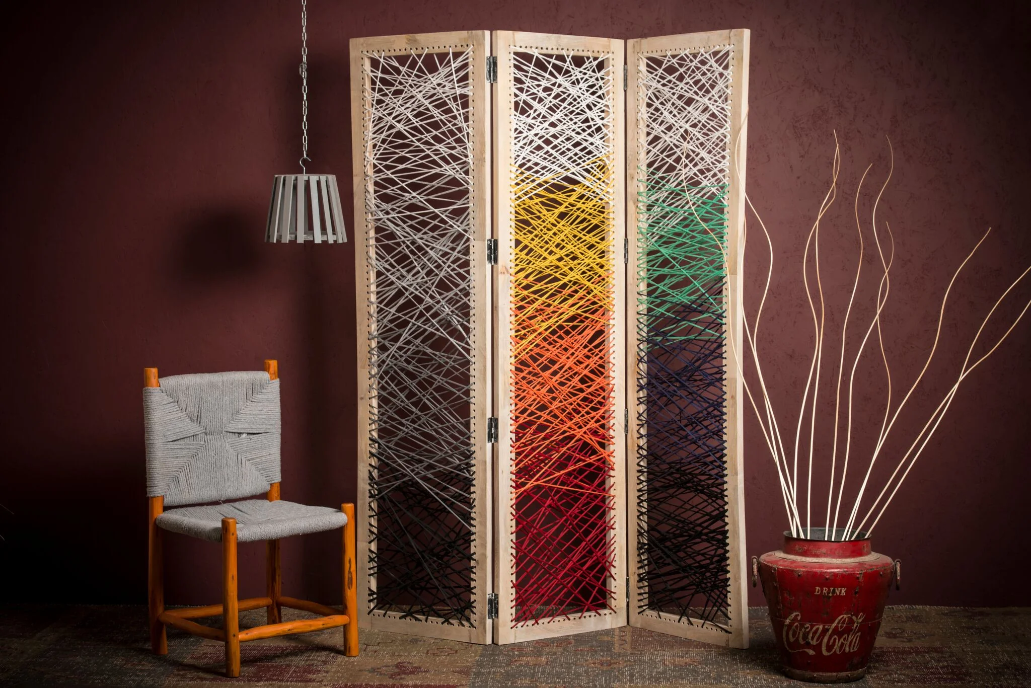 Multicolor Fabric And Wood Crisscross Screen By Homeroots - Image 3