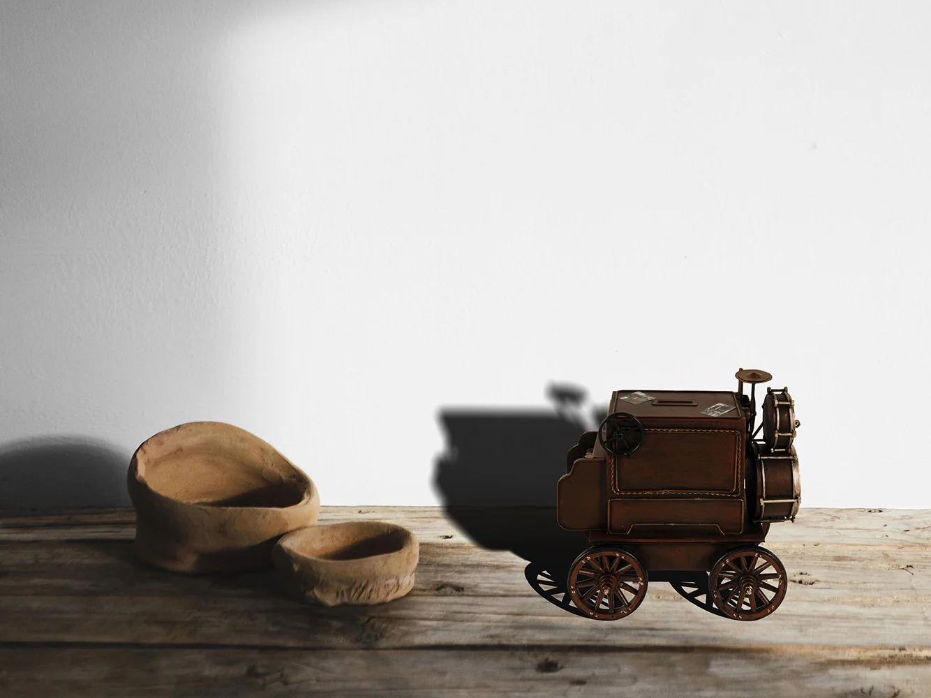 Music Car Coin Bank By Homeroots - Image 9