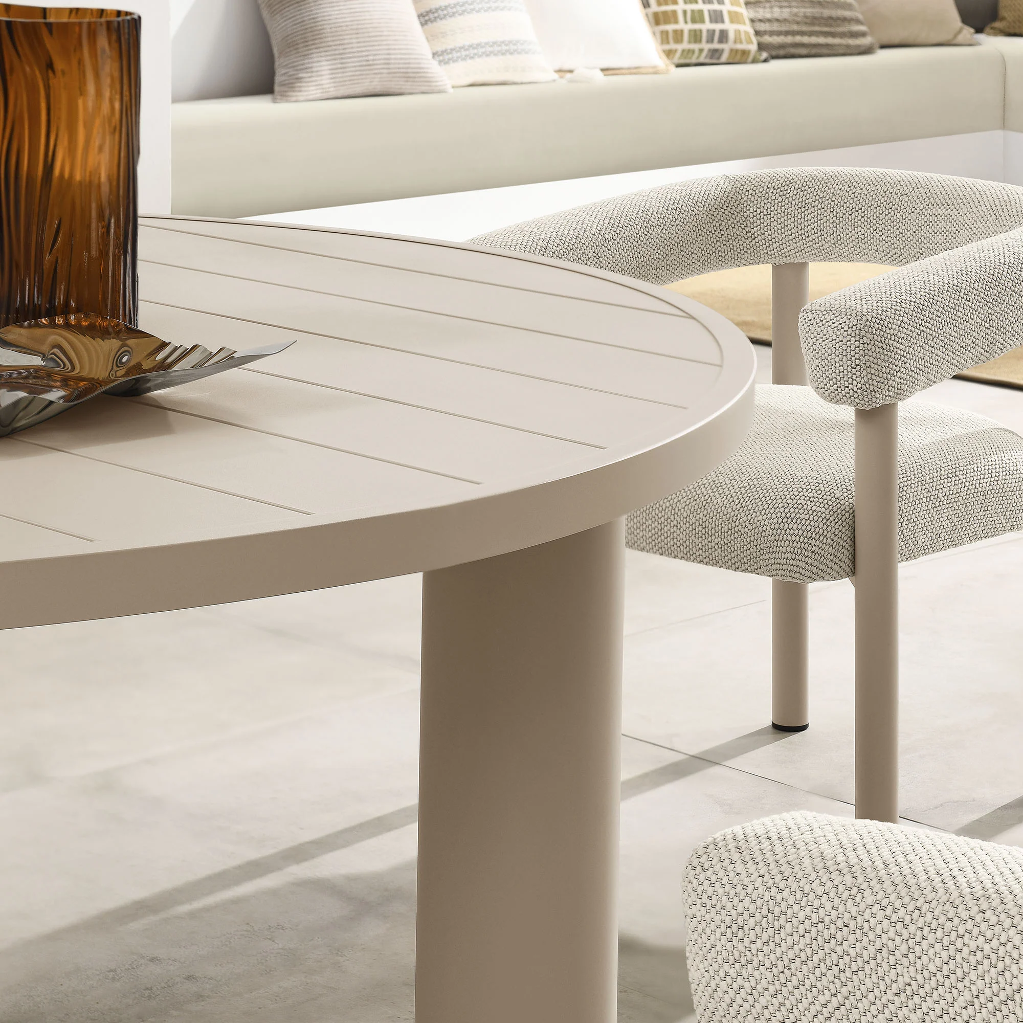 Nautica 5-Piece Round Outdoor Patio Aluminum Dining Table and Chairs Set by Modway - Image 10