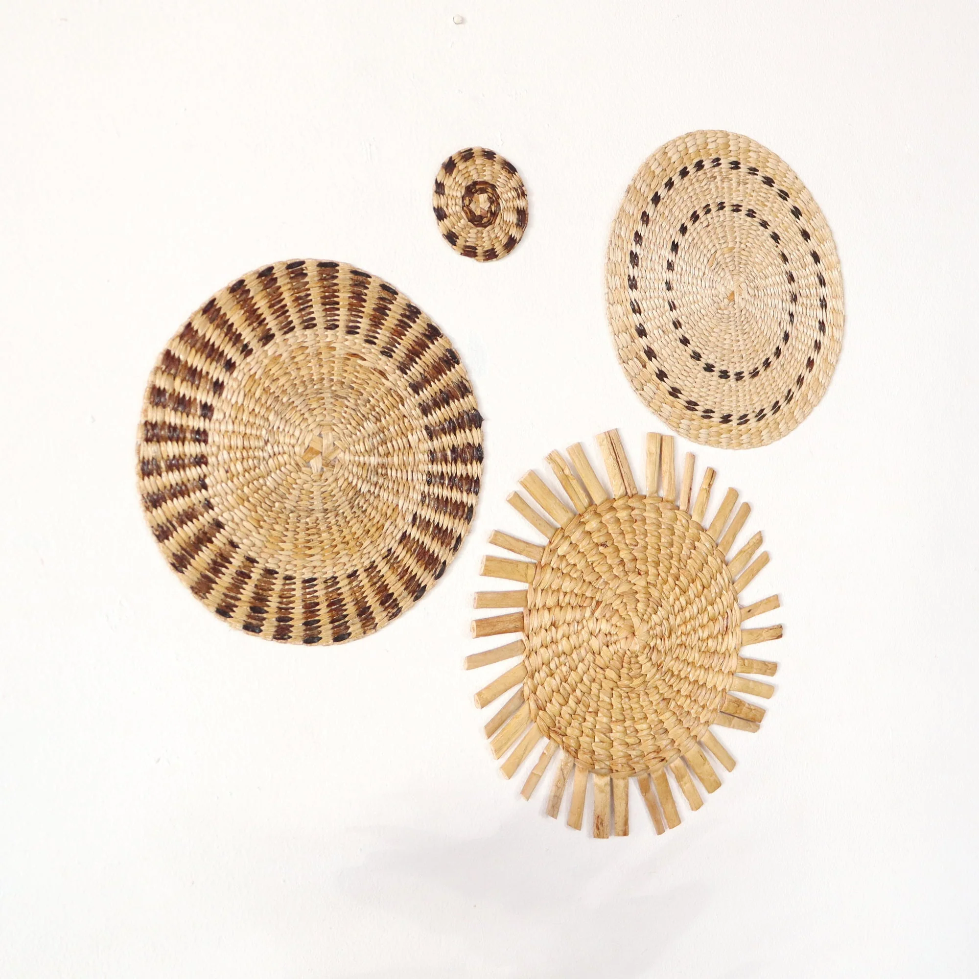 Nit Cha Nan - Wall Hanging DeCor (Set Of 4, Banana & Seagrass) By Thaihome - Image 3
