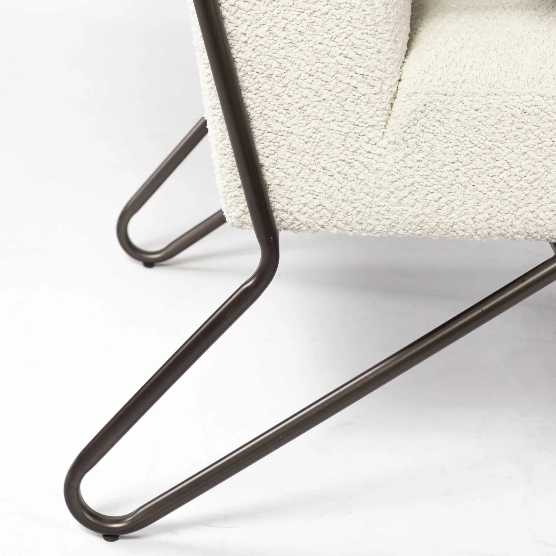 Off White Fabric Wrap Accent Chair with Metal Frame By Homeroots - Image 9
