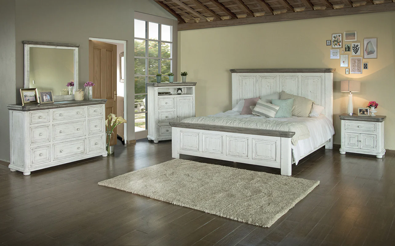 Off White Solid Wood Three Drawer Gentlemans Chest By Homeroots - Image 3