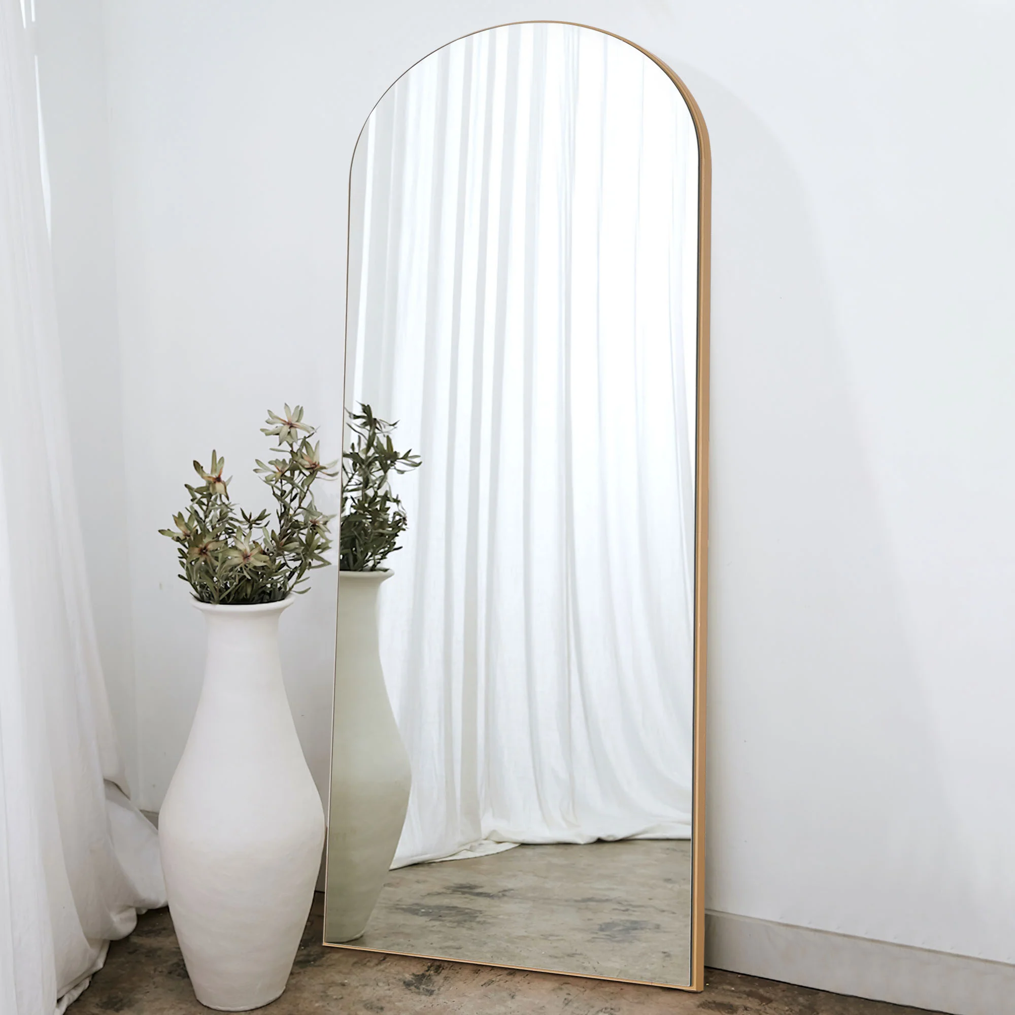 Petite Black Arched Wooden Mirror By Homeroots - Image 7