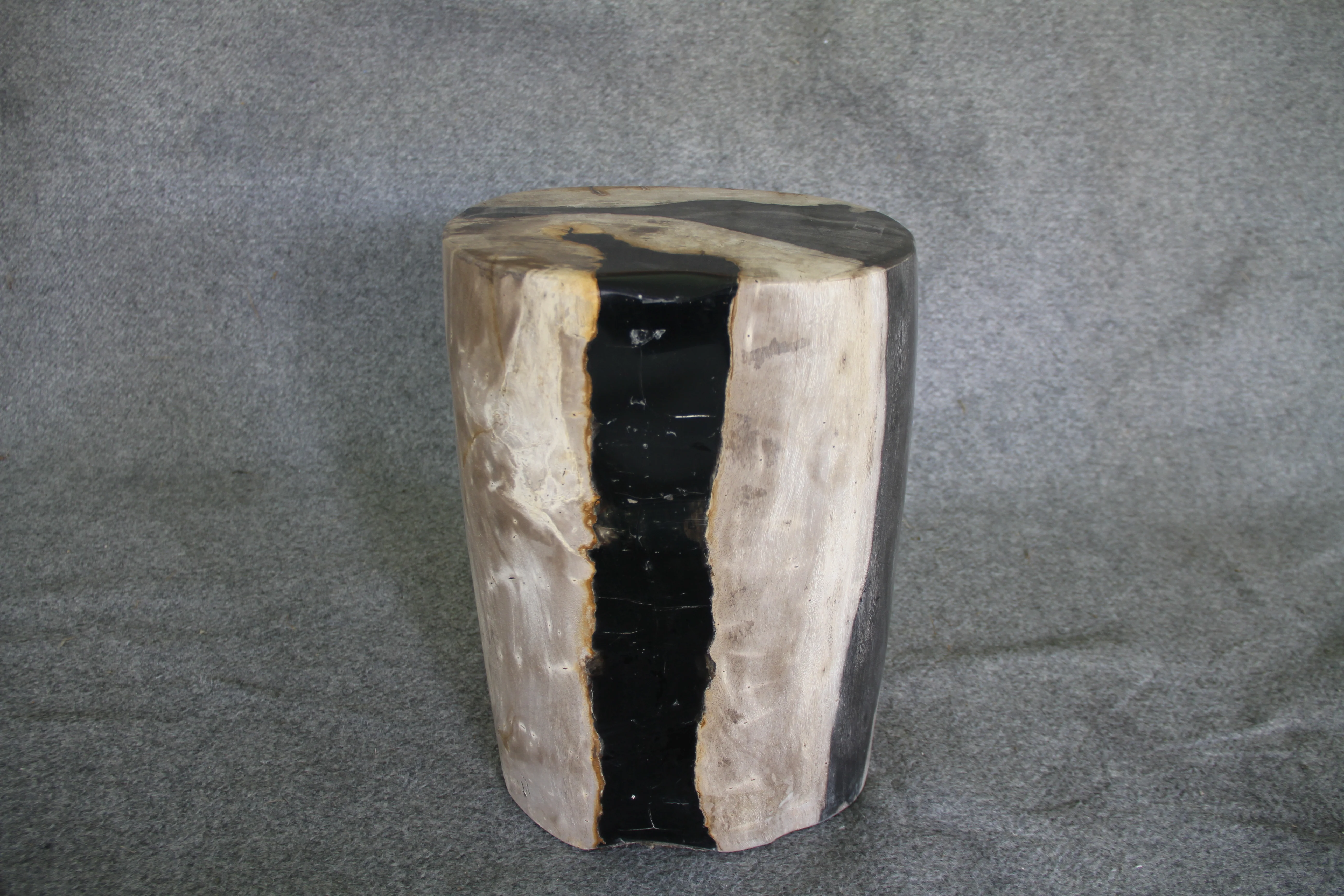 Petrified Wood Log Stool 16in x 11in x 10in - DV.1.195 - Image 2