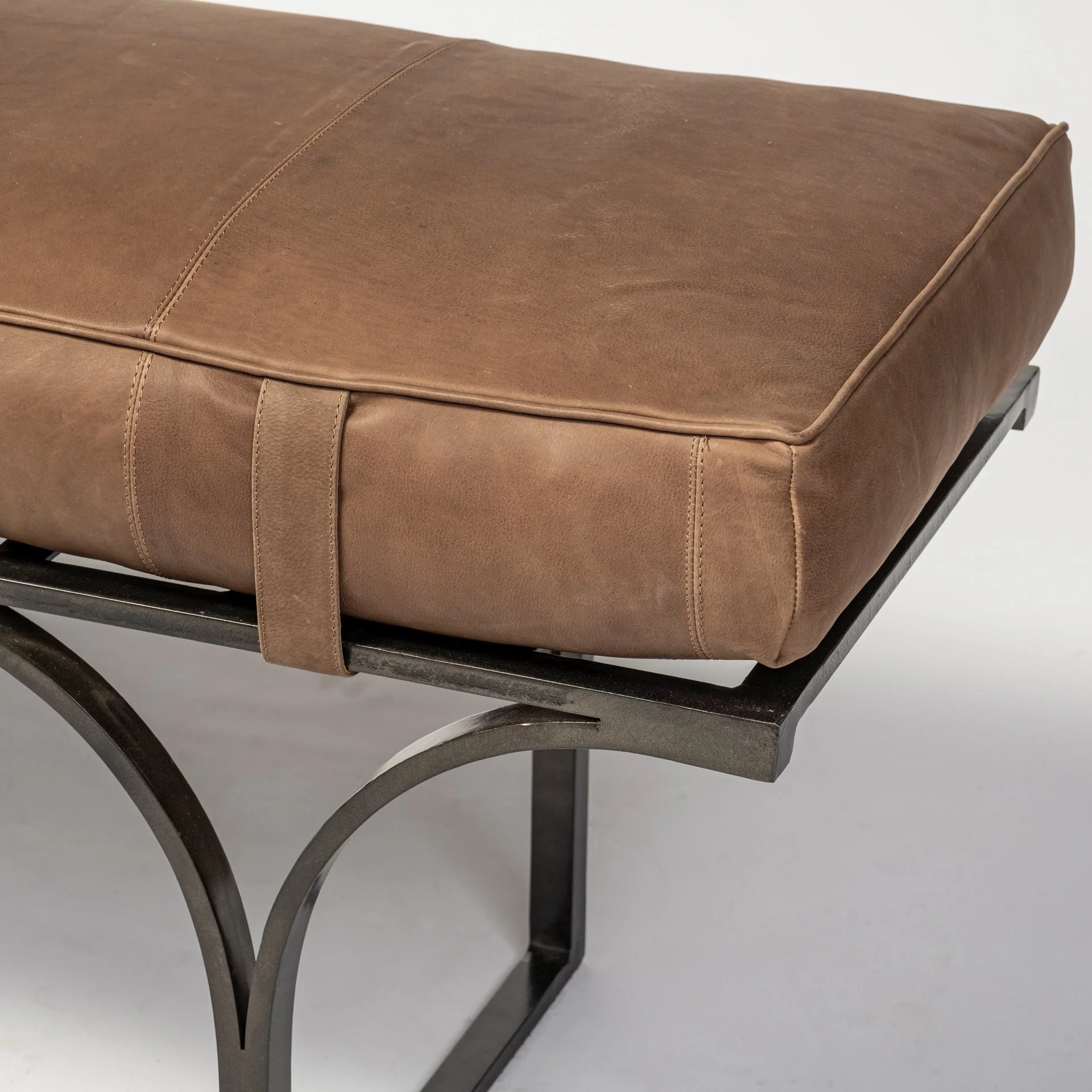 Rectangular MetalMatte-Black Antiqued Brown Genuine Leather Seat Accent Bench By Homeroots - Image 3